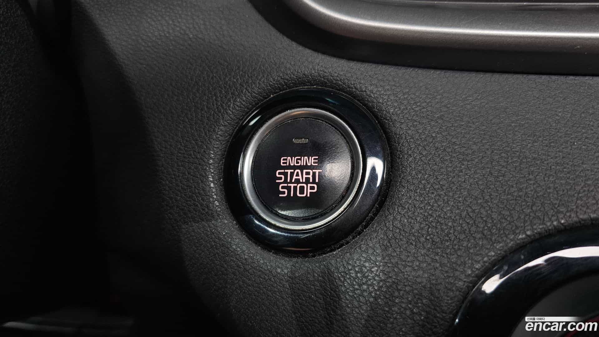 Sorento Kia 2016.2-OPTION-024