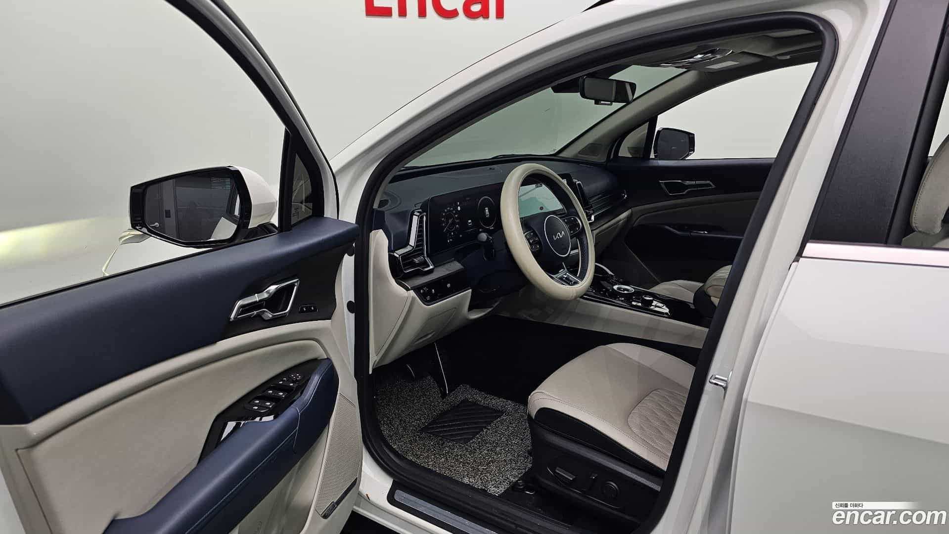 Sportage Kia 2022.8-INNER-010