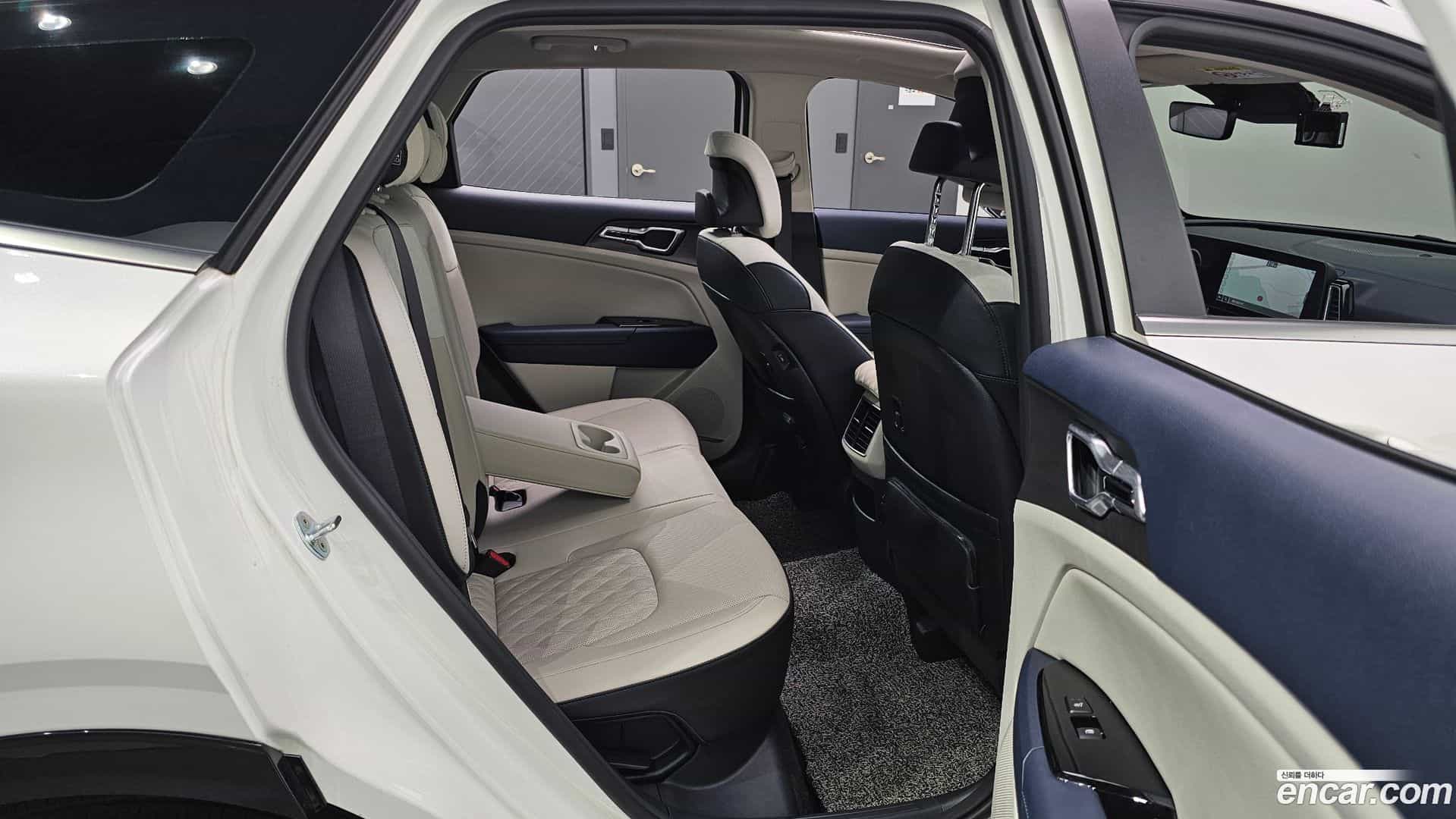 Sportage Kia 2022.8-OPTION-015