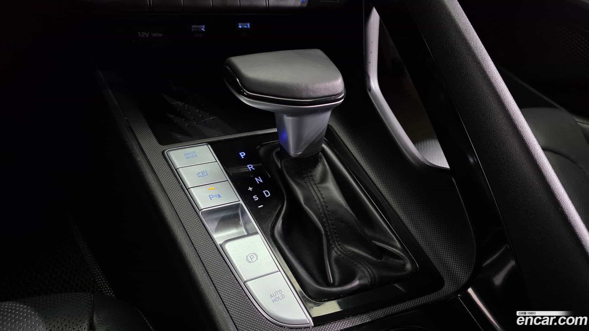 AVANTE Hyundai 2020.3-INNER-009