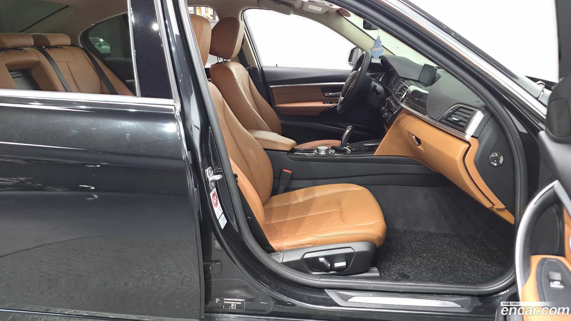 3-Series BMW 2016.8-INNER-010