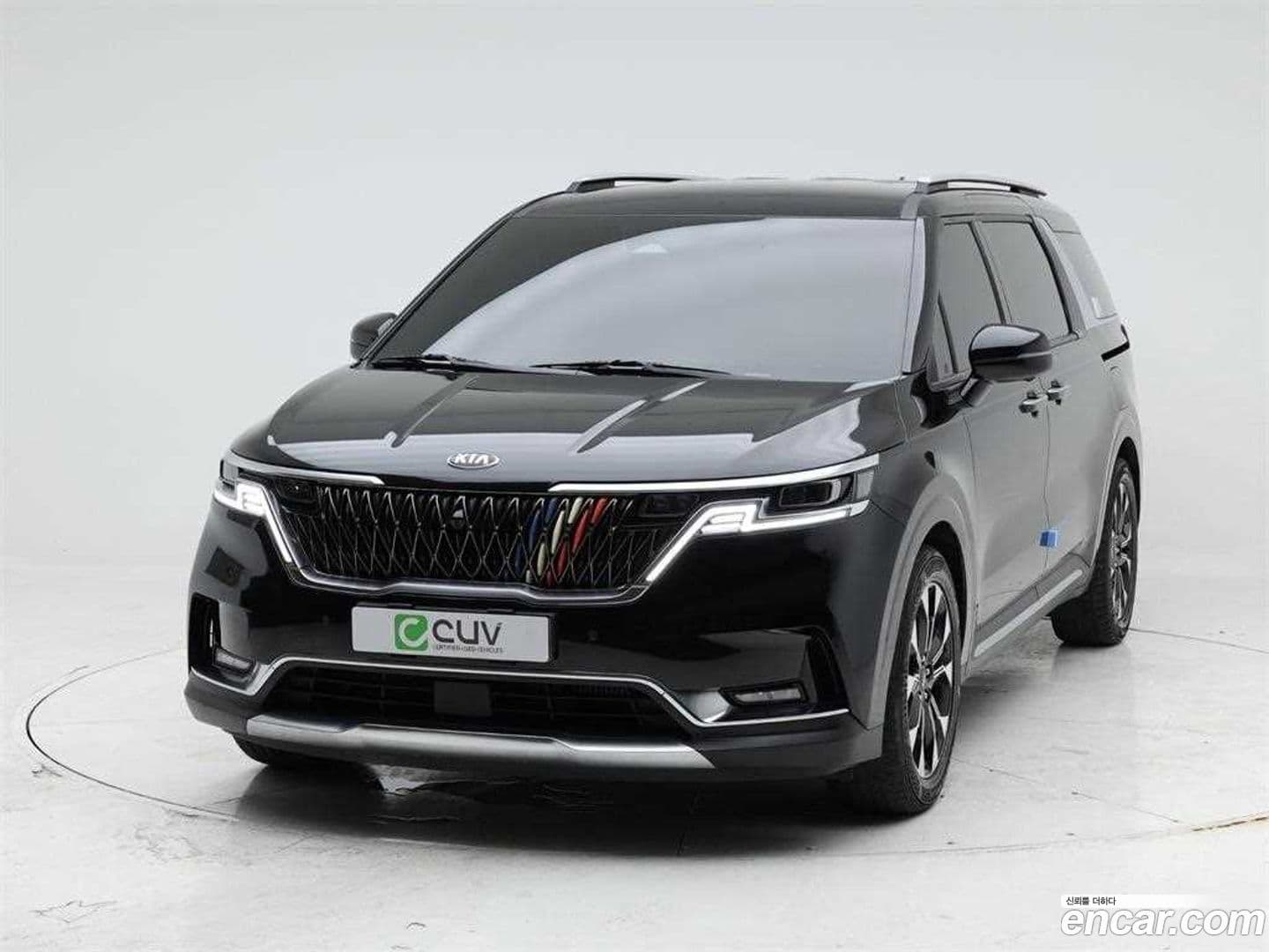 Main__Slider__Photo:Canival Kia 2021.3-0