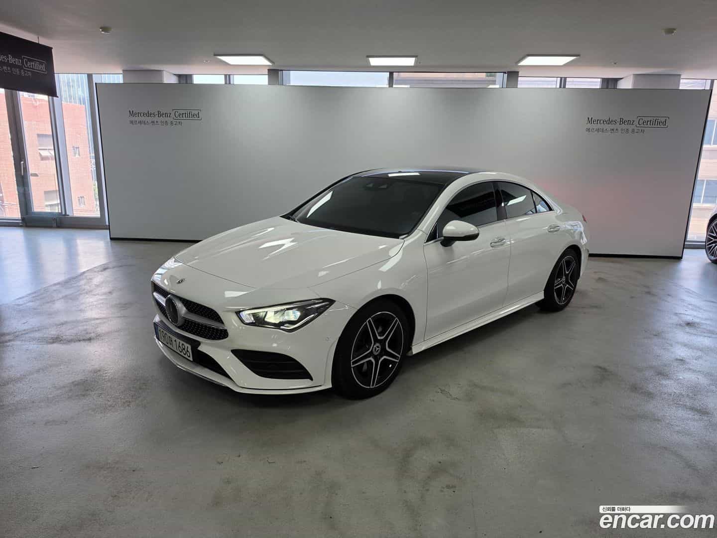 CLA-Class Mercedes-Benz 2022.3-OUTER-001