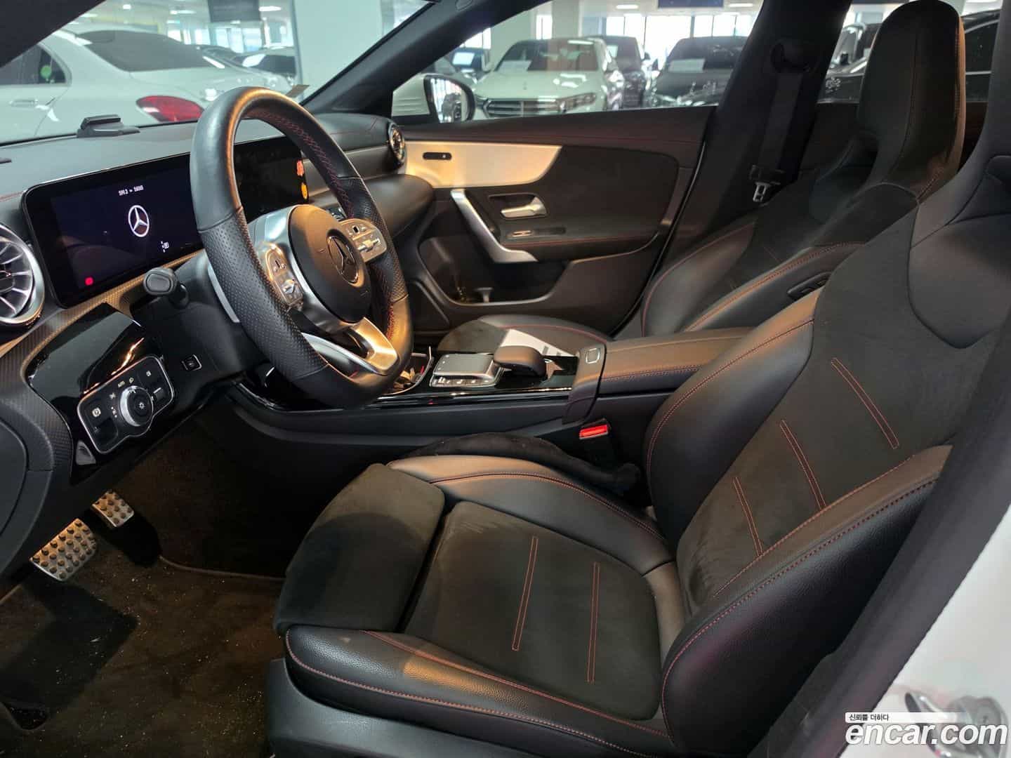 CLA-Class Mercedes-Benz 2022.3-OPTION-018