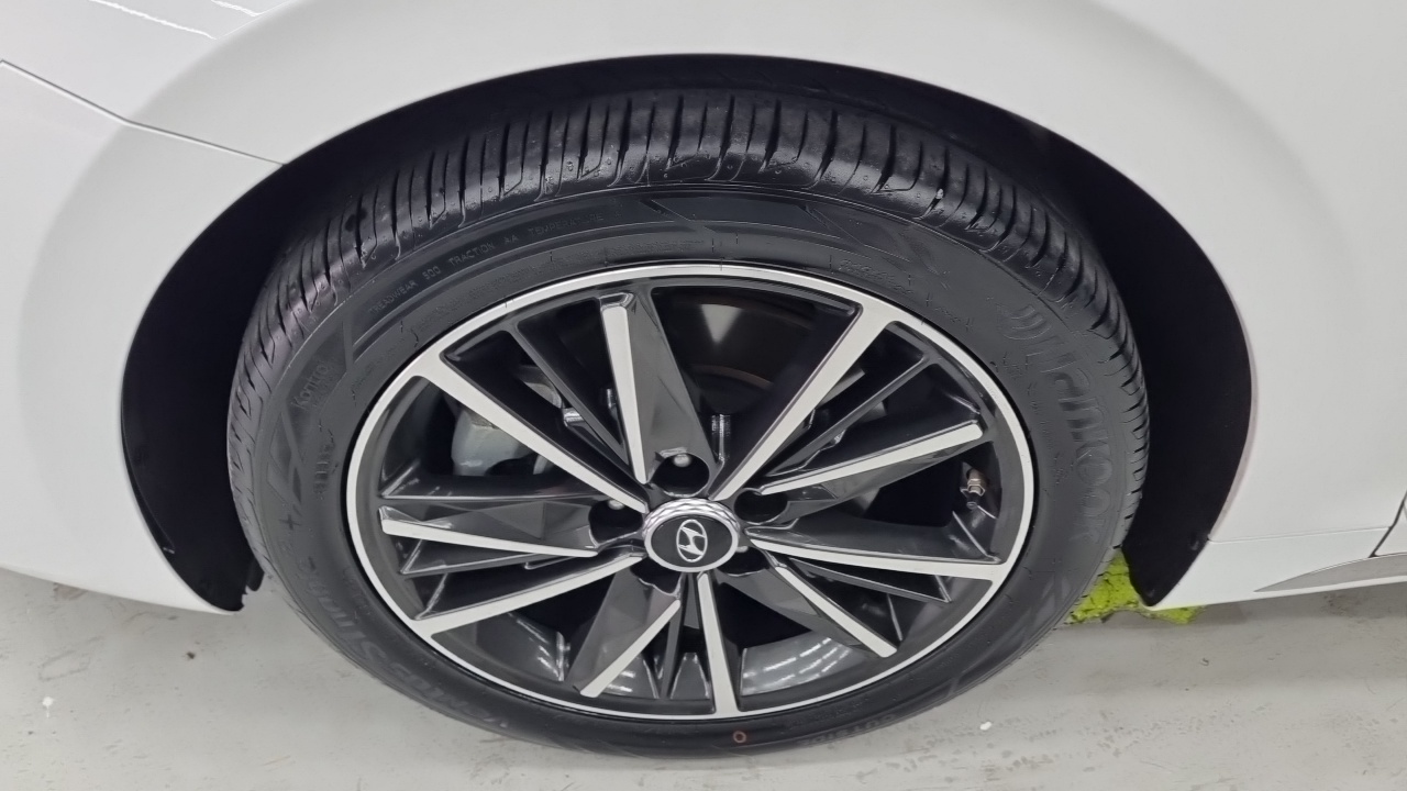 Grandeur Hyundai 2022.2-OUTER-005