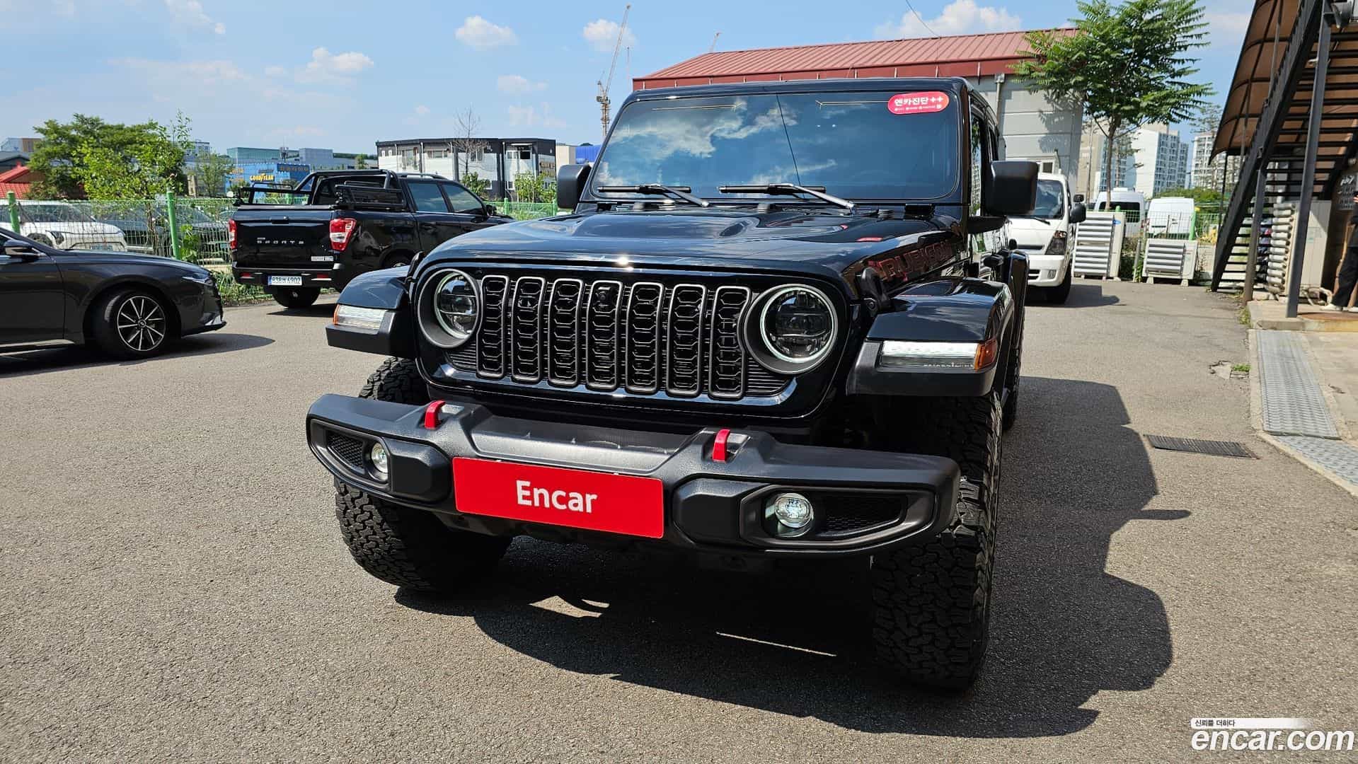 Gladiator Jeep 2025.11-OUTER-003