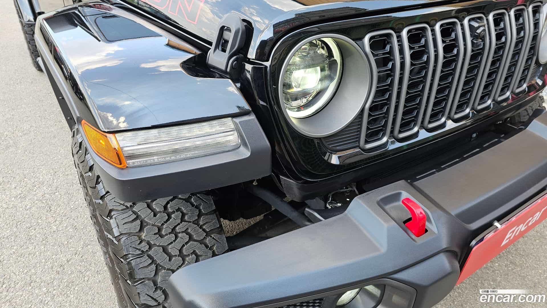 Gladiator Jeep 2025.11-OUTER-032