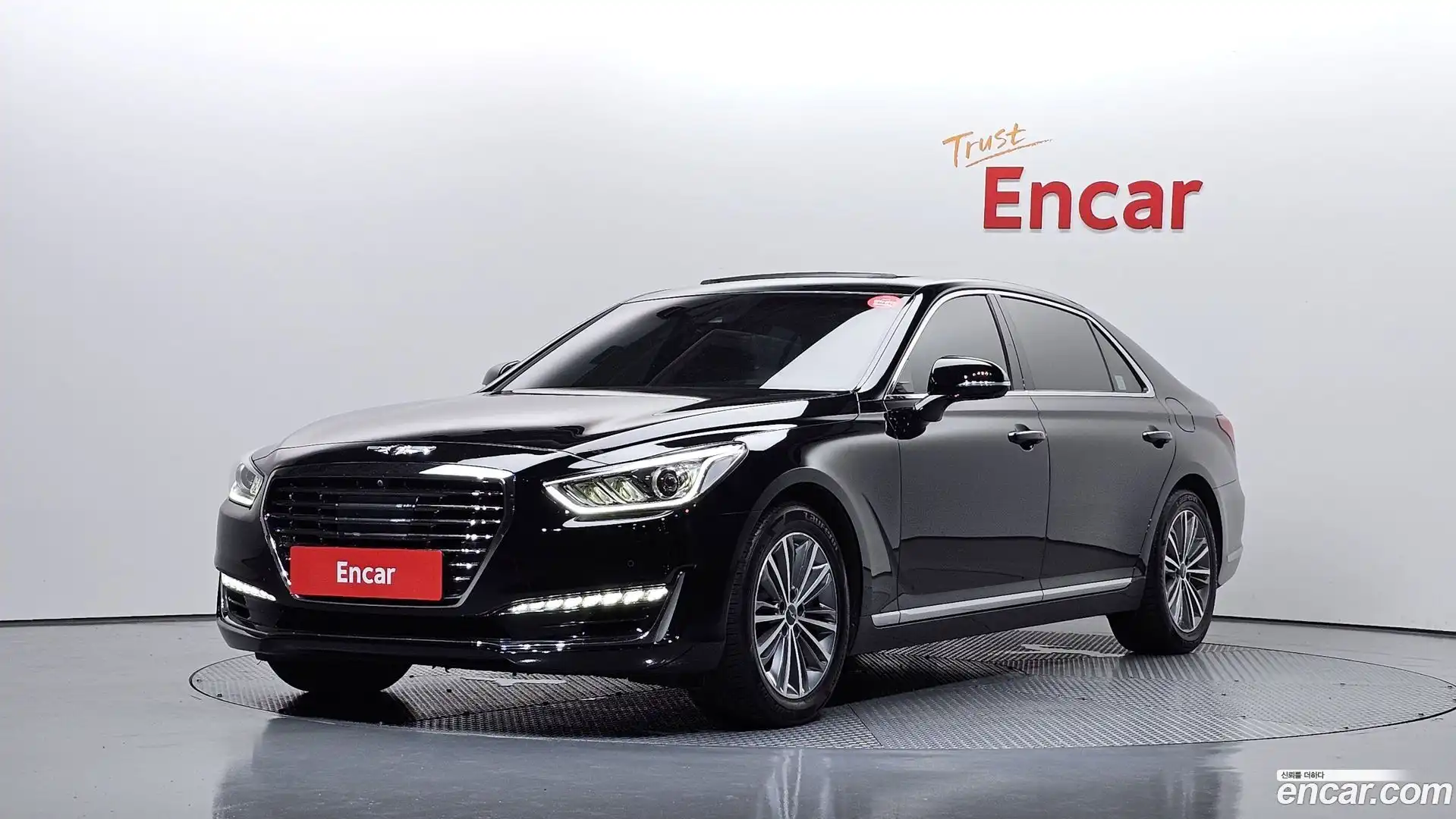 EQ900 Genesis 2016.6-OUTER-001