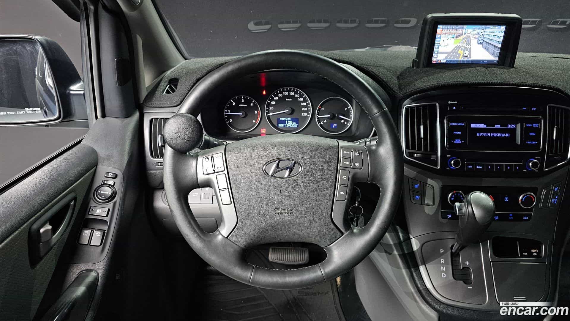 Starex Hyundai 2018.9-OPTION-017