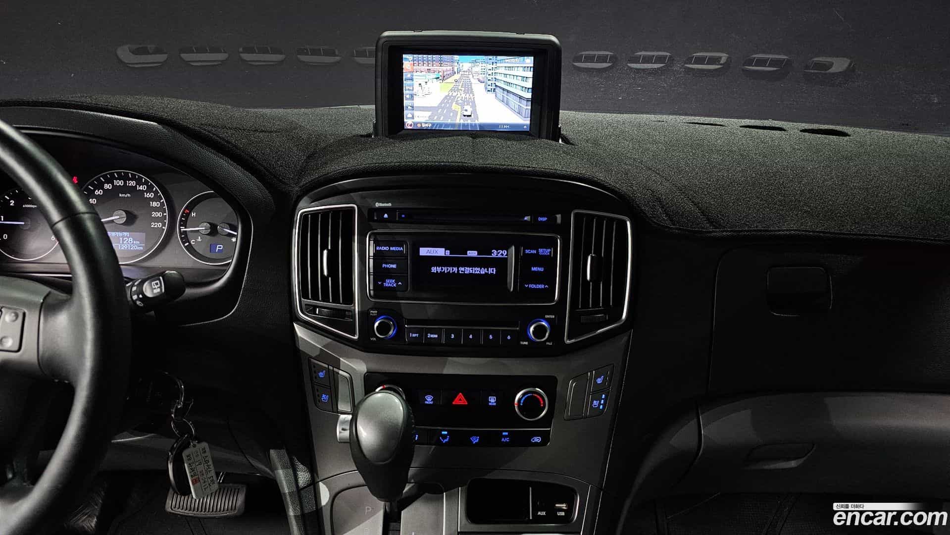 Starex Hyundai 2018.9-OPTION-018
