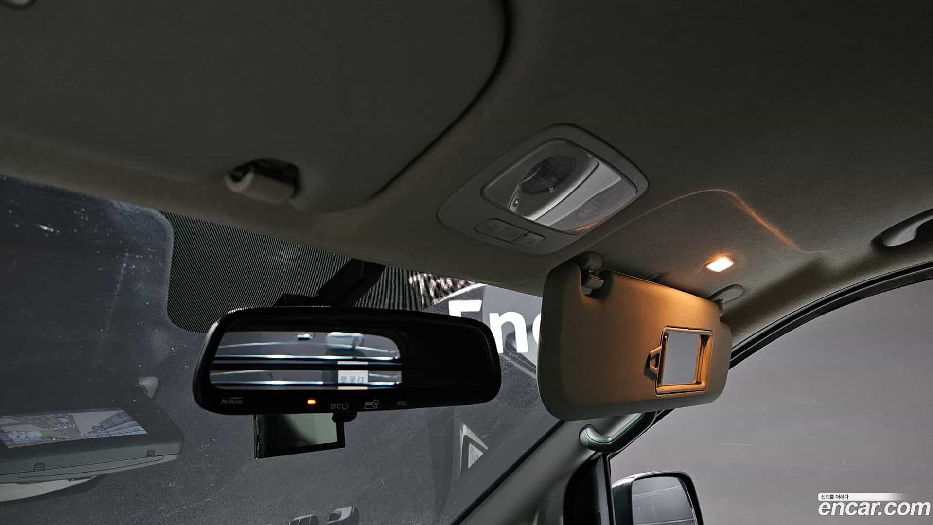 Starex Hyundai 2018.9-OPTION-022