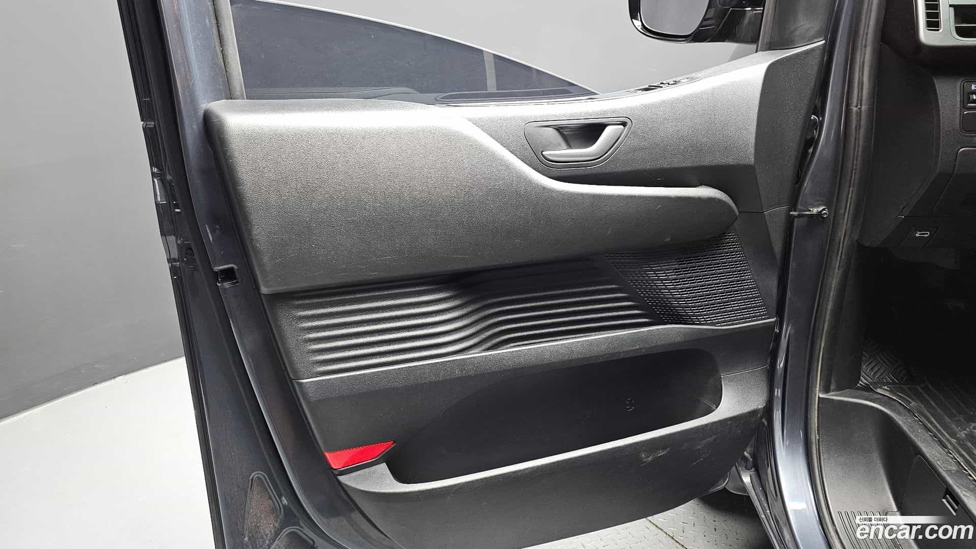 Staria Hyundai 2024.10-INNER-034