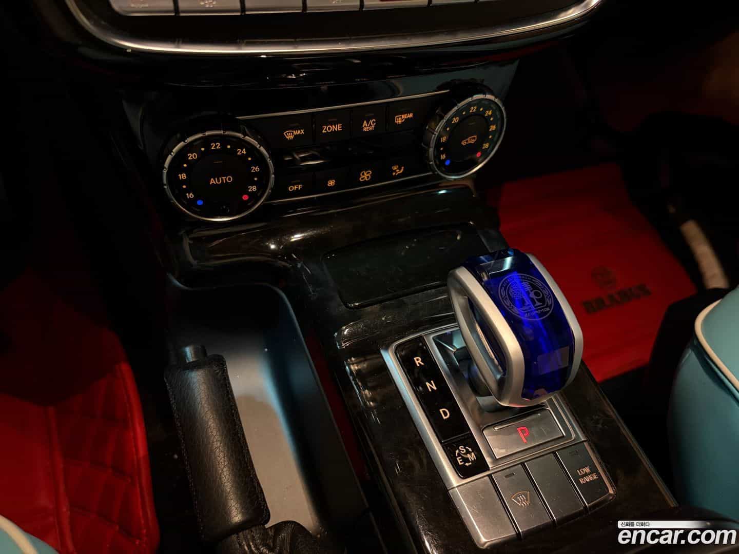 G-Class Mercedes-Benz 2013.9-INNER-009