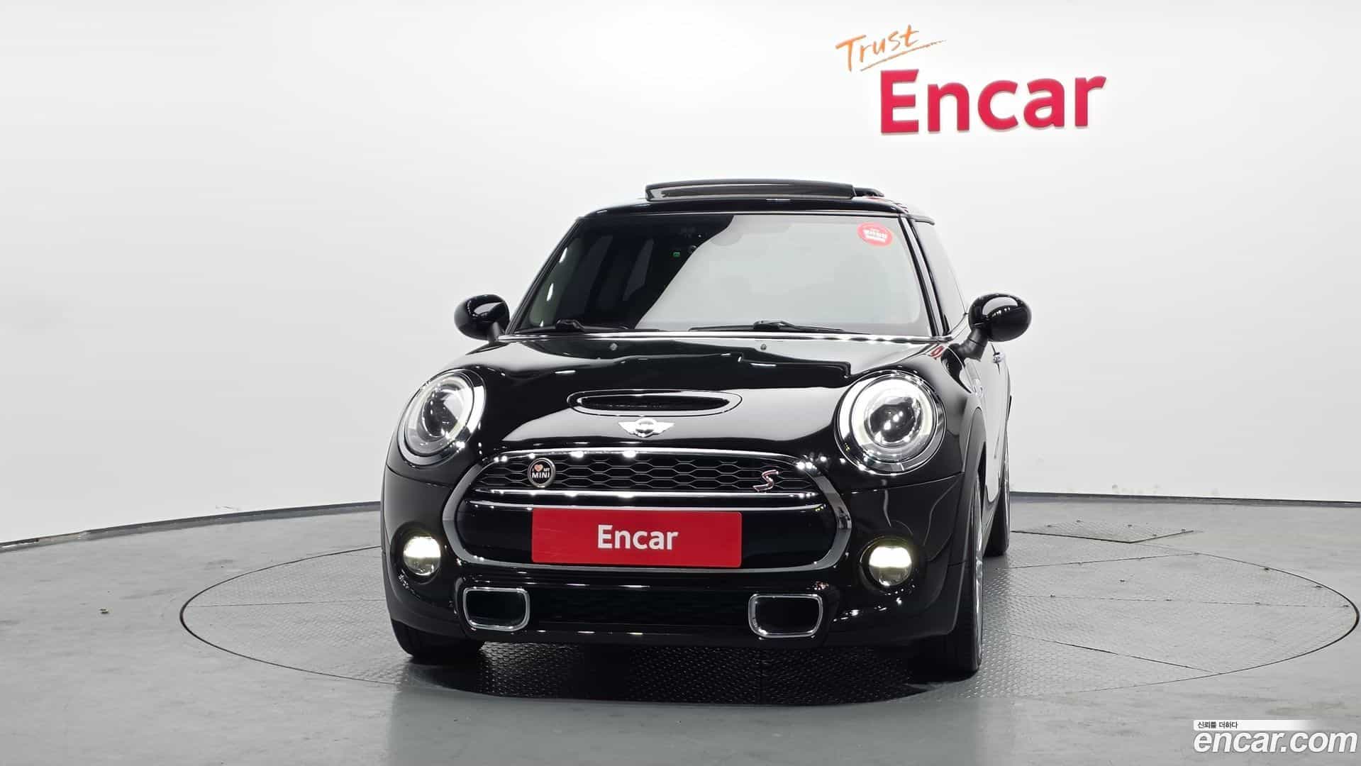 Cooper Mini 2014.11-OUTER-003