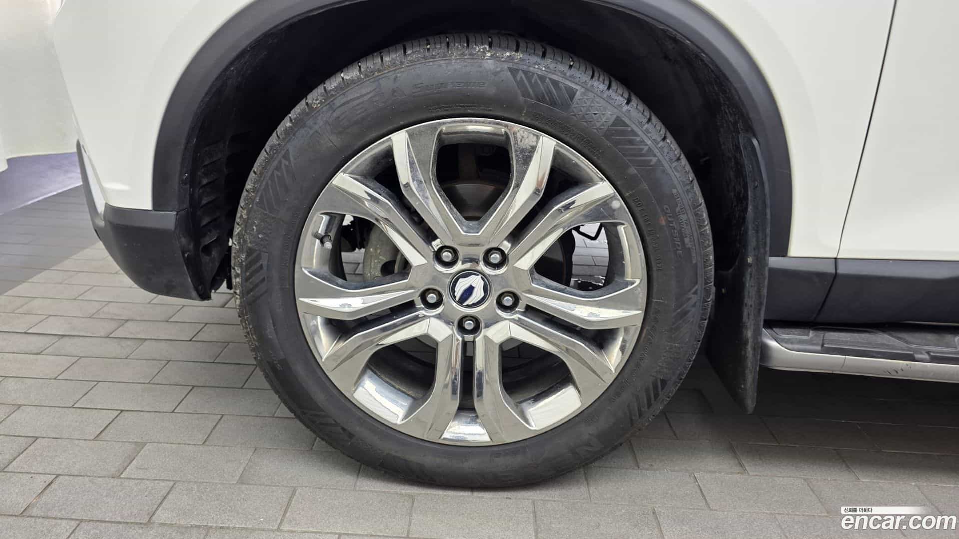 Rexton KG Mobility 2017.8-OUTER-005