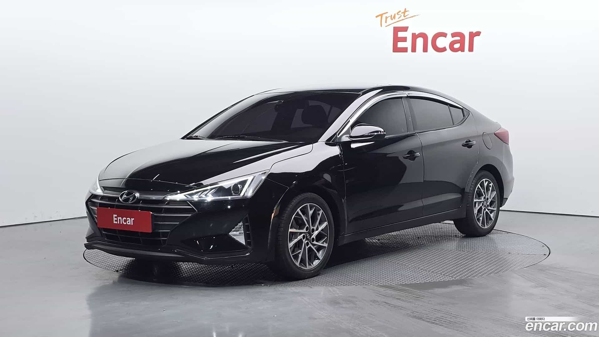 AVANTE Hyundai 2019.0-OUTER-001