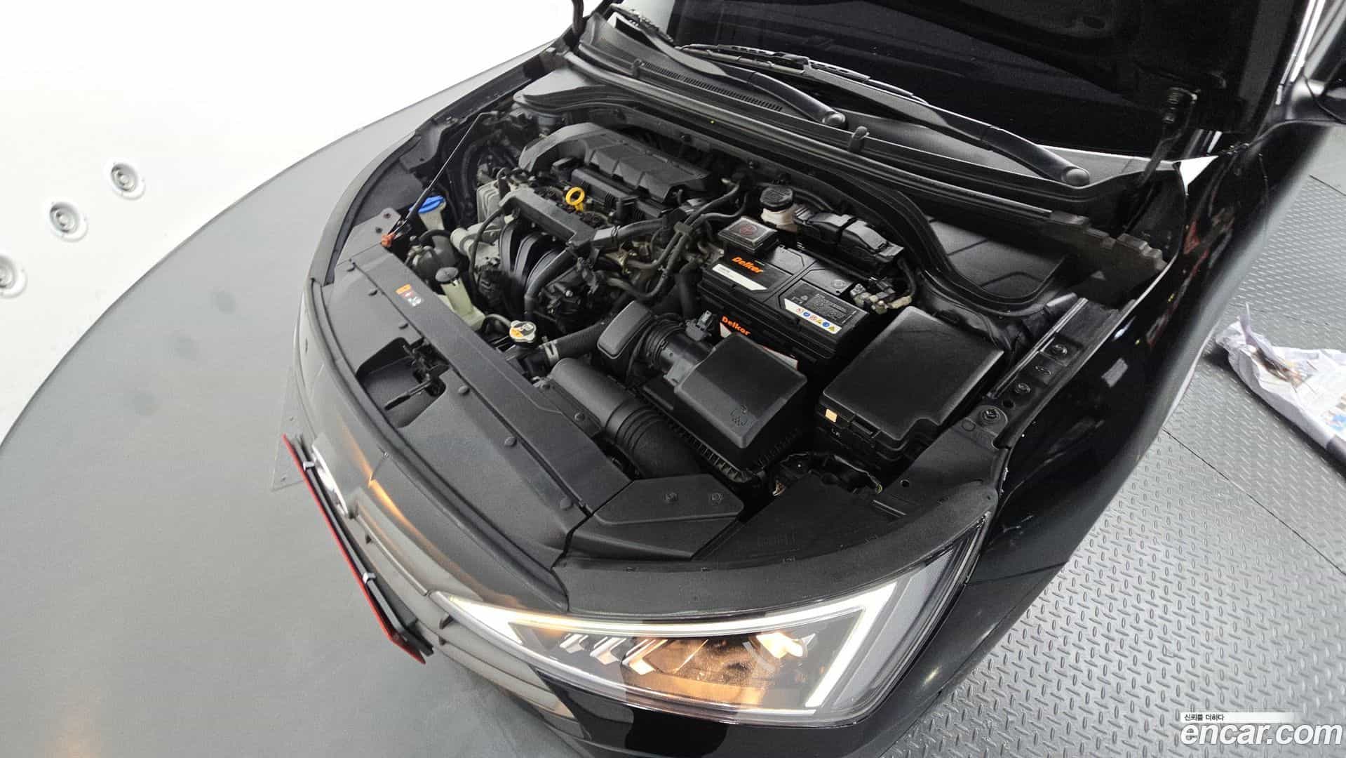 AVANTE Hyundai 2019.0-OUTER-006
