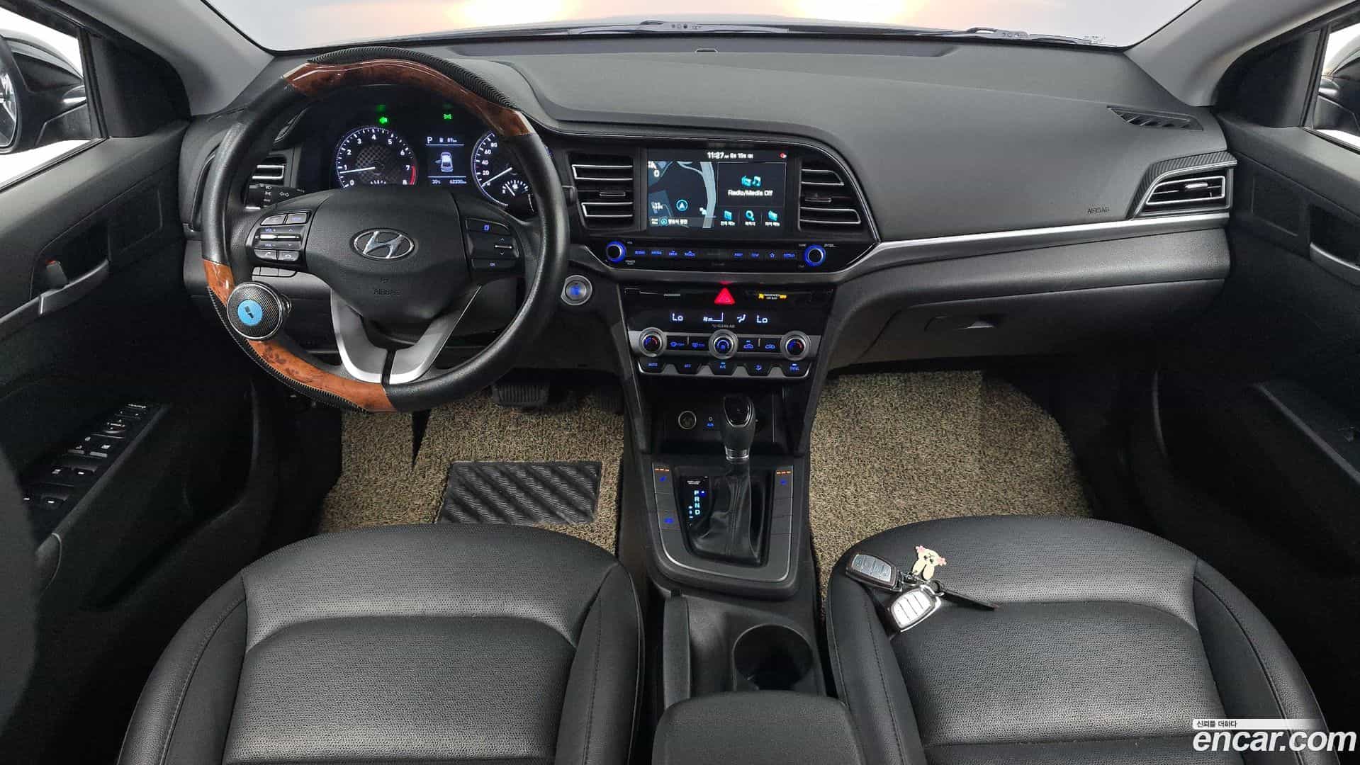 AVANTE Hyundai 2019.0-INNER-007