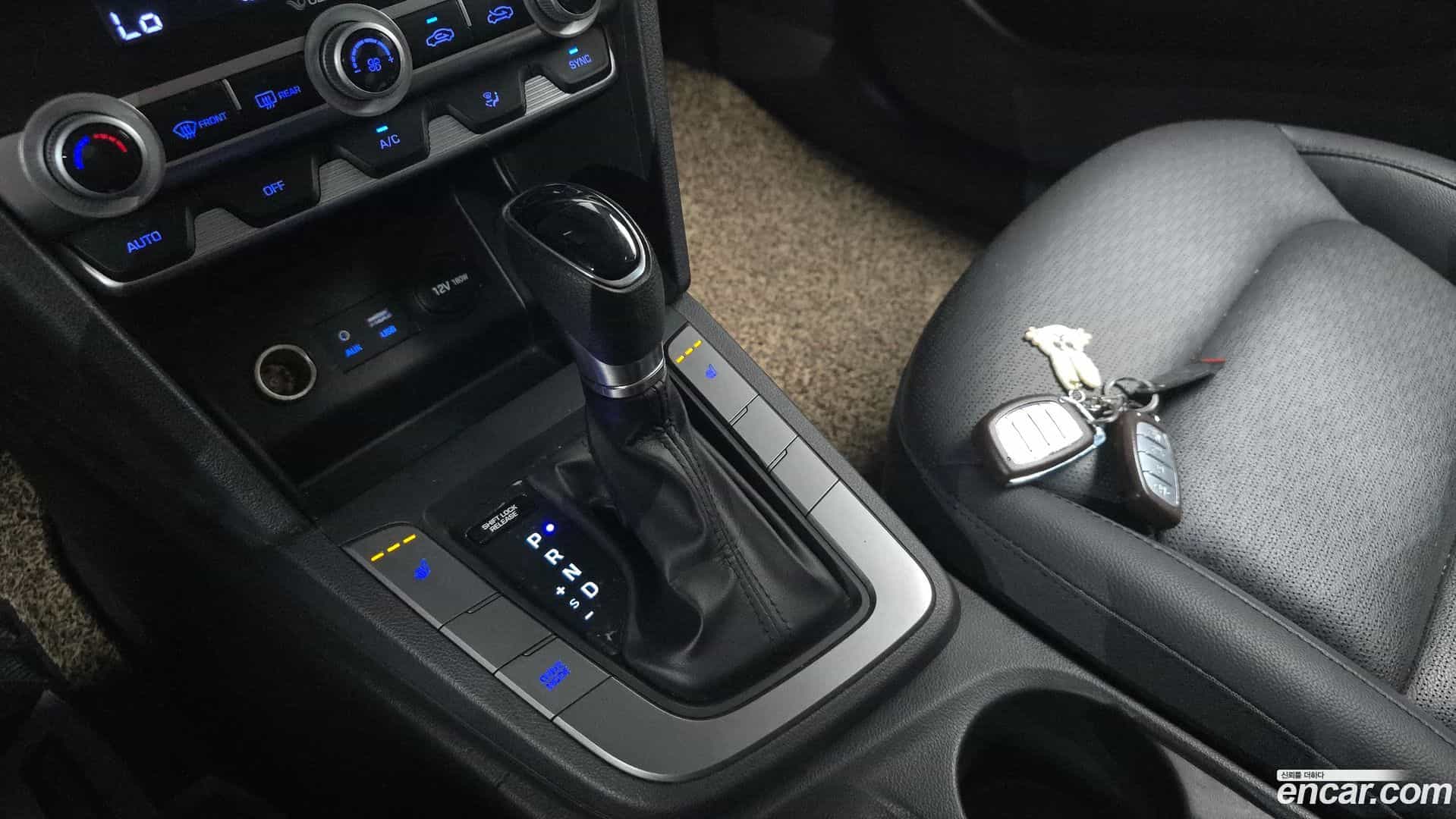 AVANTE Hyundai 2019.0-INNER-009