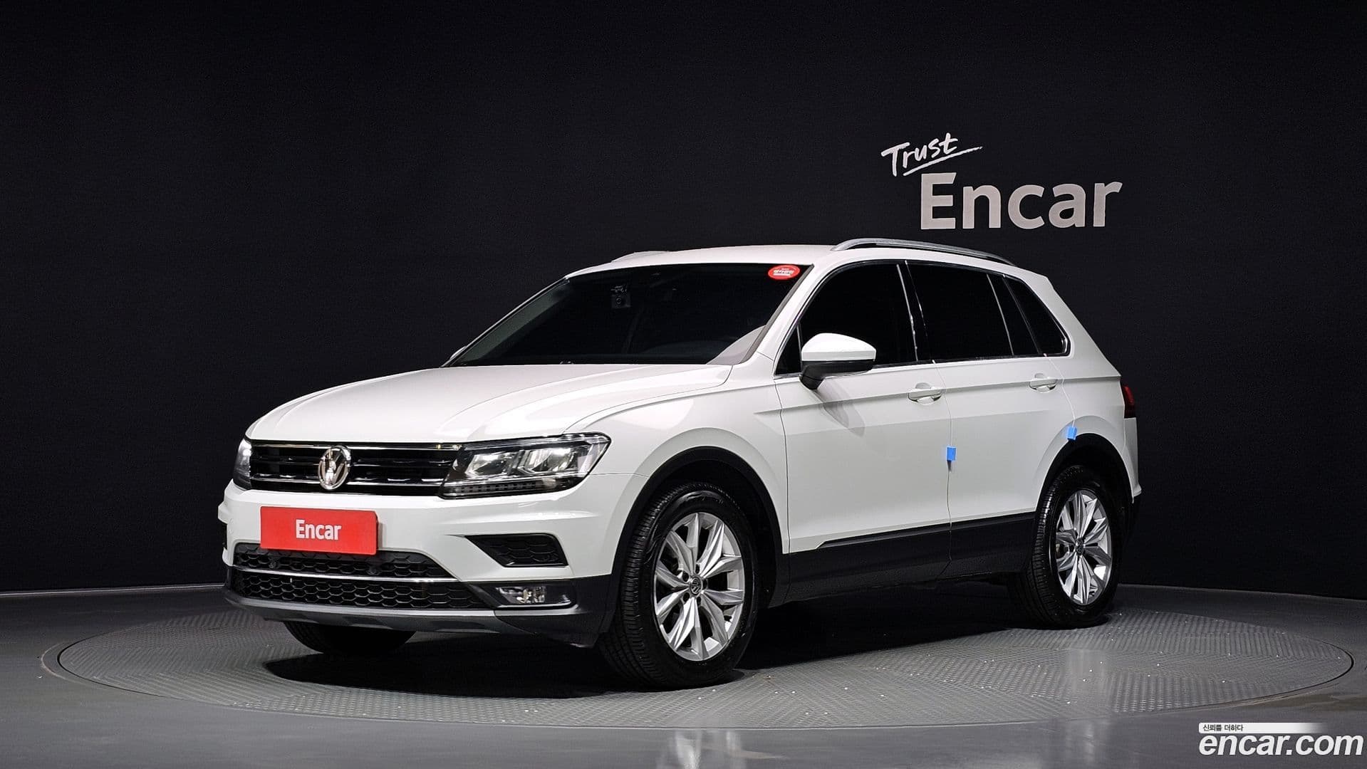 Main__Slider__Photo:Tiguan Volkswagen 2018.5-0