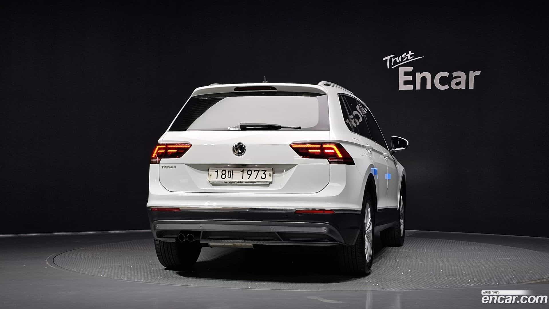 Tiguan Volkswagen 2018.5-OUTER-004