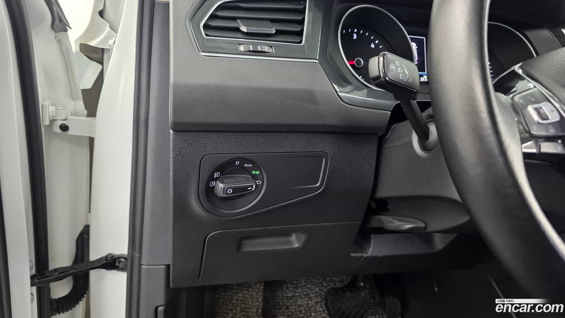Tiguan Volkswagen 2018.5-OPTION-020