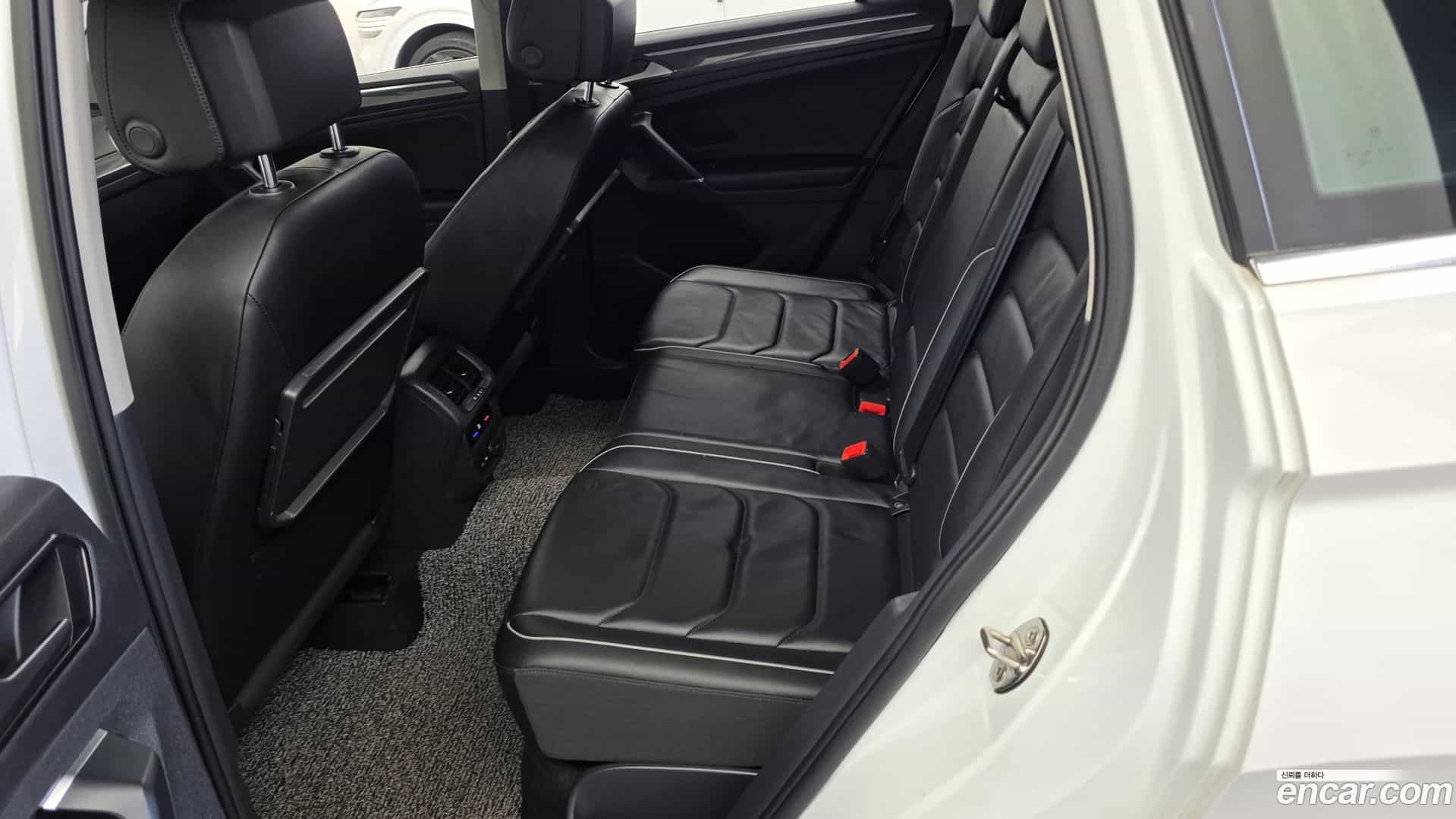 Tiguan Volkswagen 2018.5-INNER-036