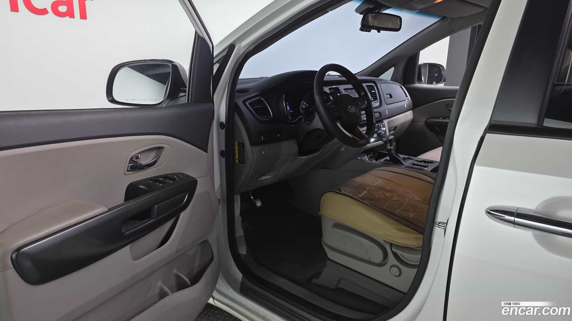 Canival Kia 2020.0-INNER-010