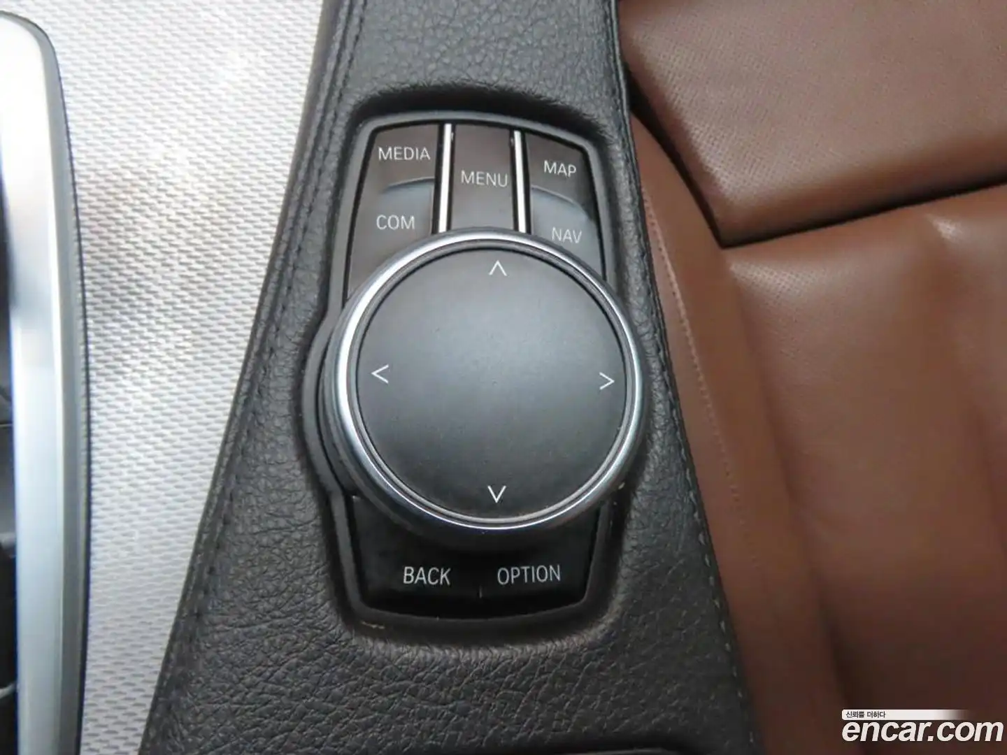 6-Series BMW 2017.7-OPTION-017