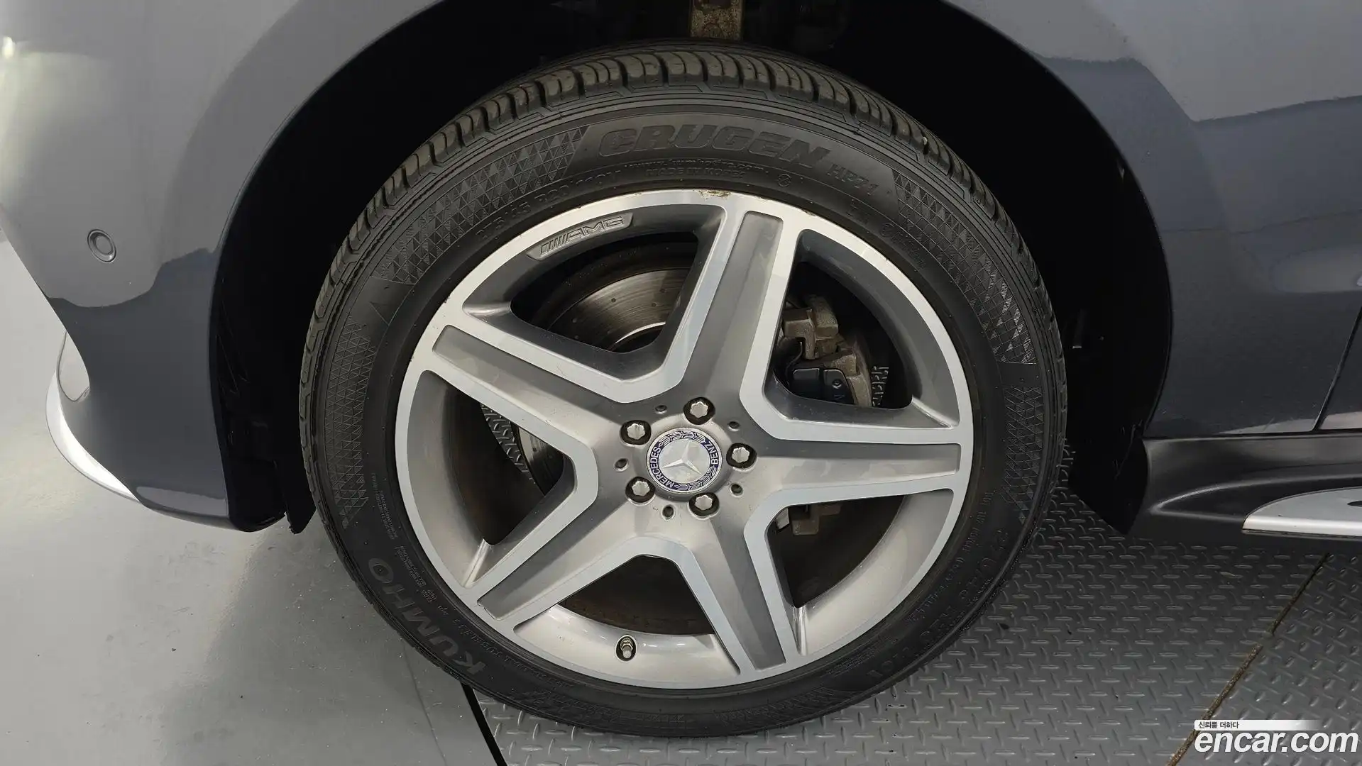 GLE-Class Mercedes-Benz 2016.5-OUTER-005