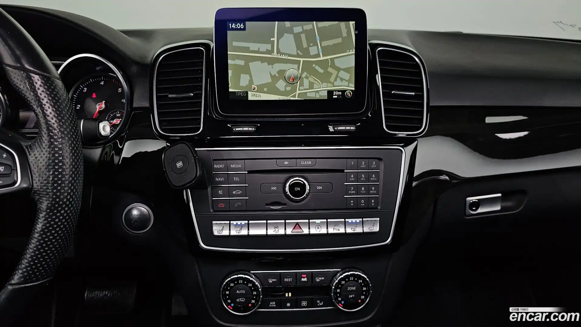 GLE-Class Mercedes-Benz 2016.5-OPTION-017