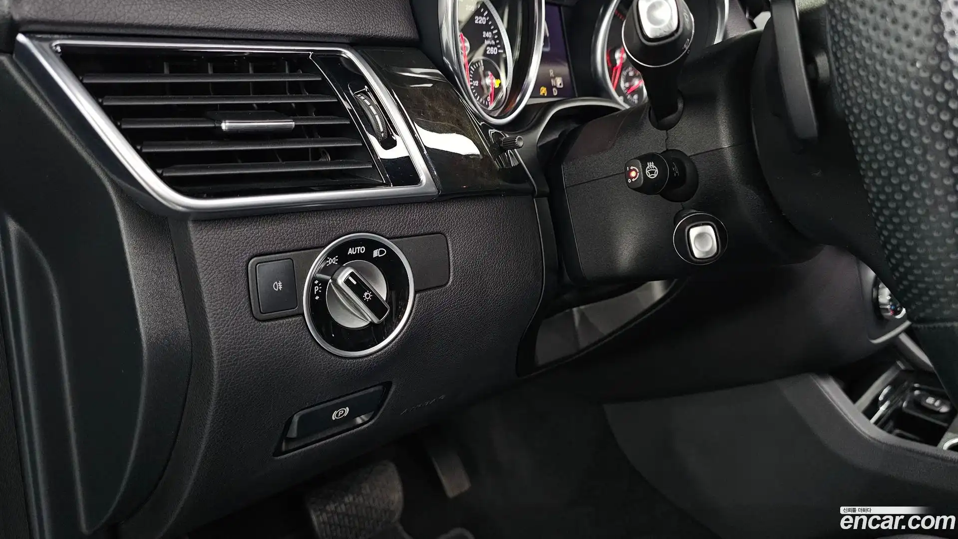 GLE-Class Mercedes-Benz 2016.5-OPTION-023