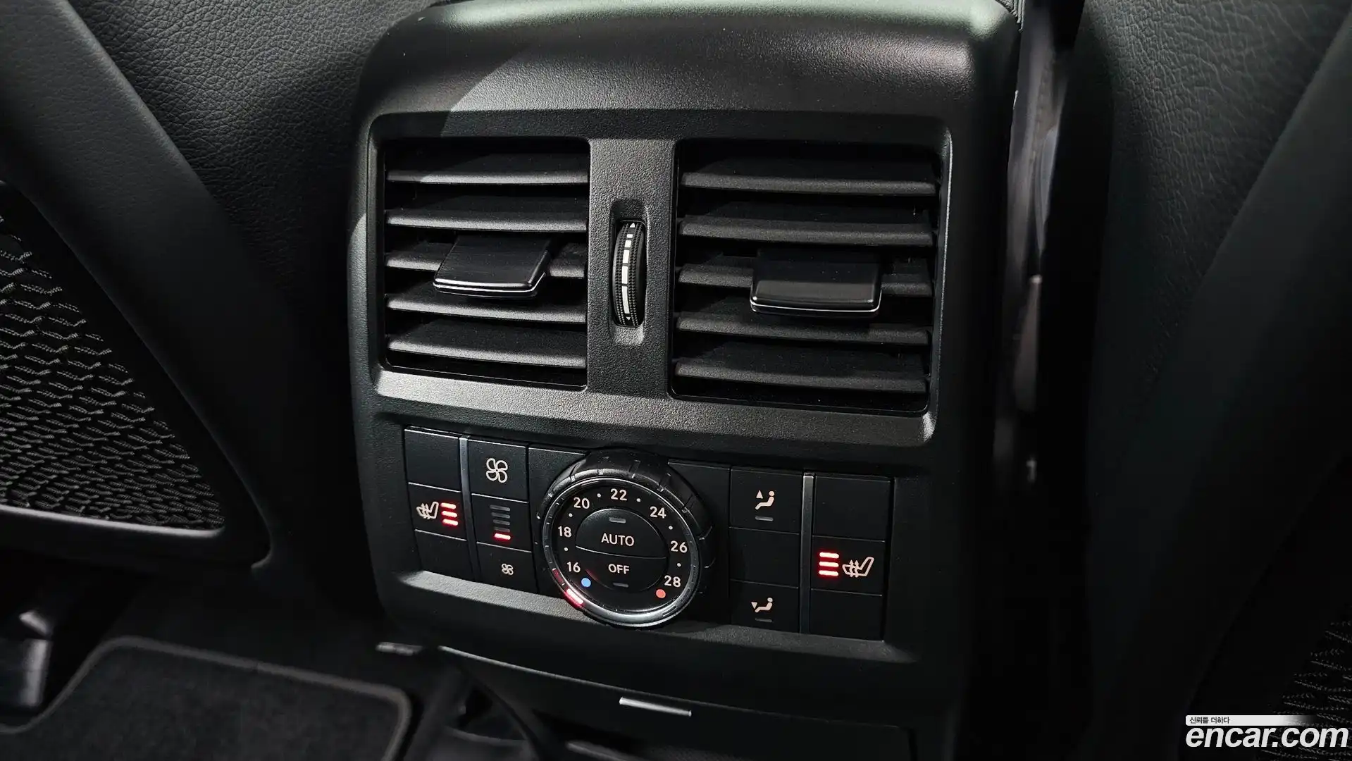 GLE-Class Mercedes-Benz 2016.5-OPTION-024