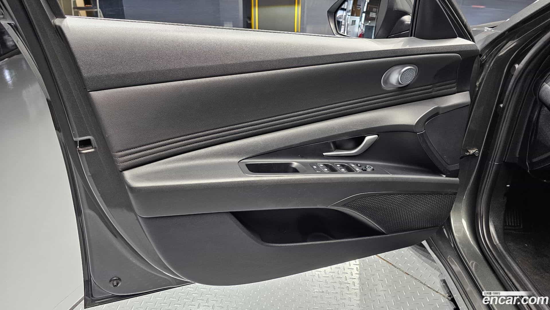 AVANTE Hyundai 2020.8-INNER-034