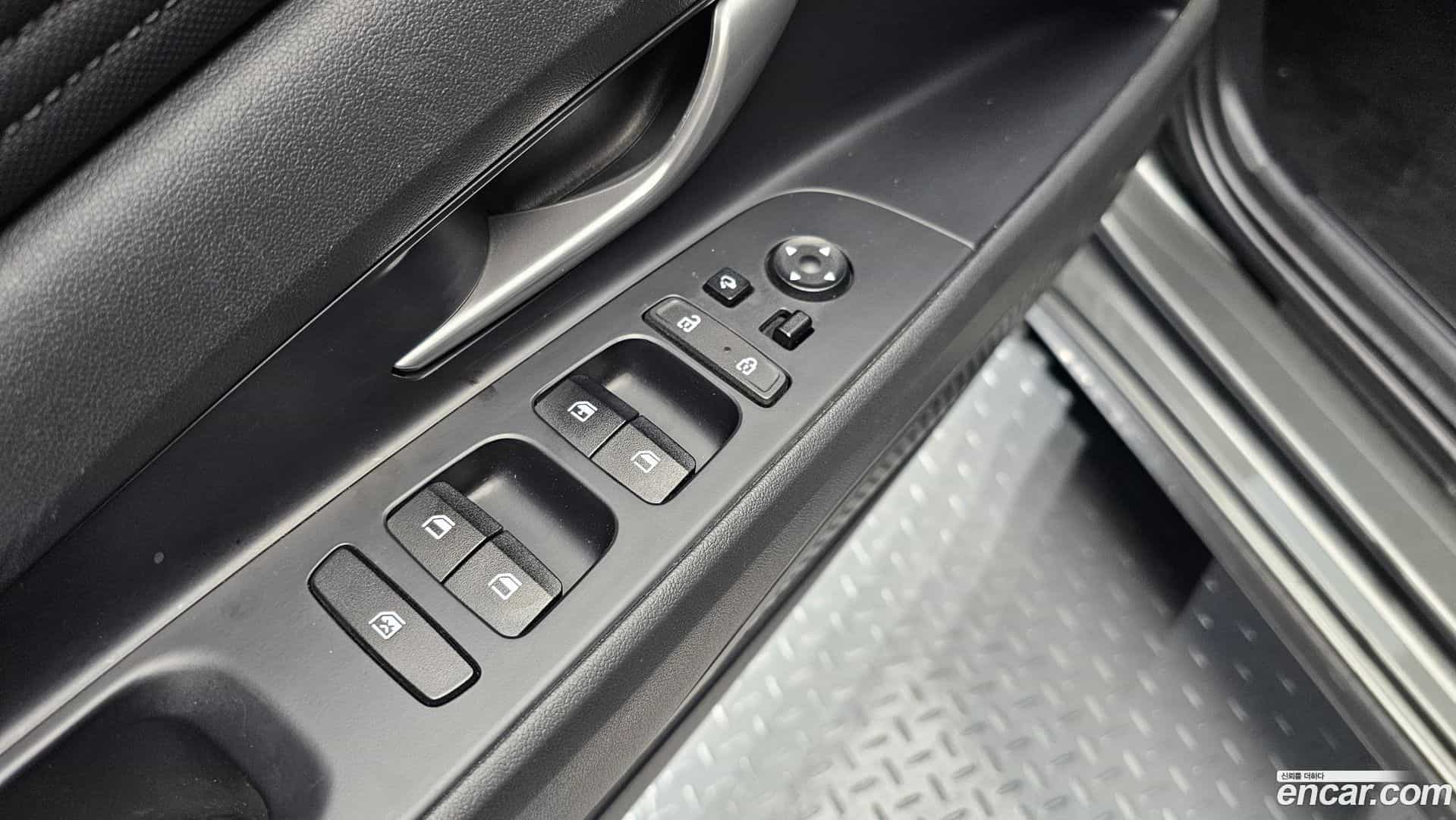 AVANTE Hyundai 2020.8-OPTION-042
