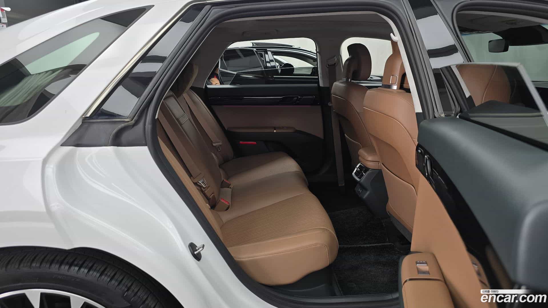 Grandeur Hyundai 2023.2-OPTION-016