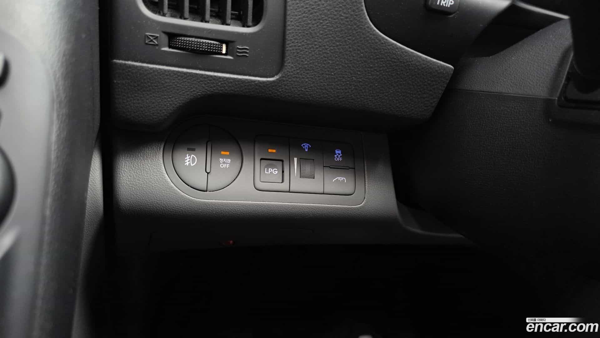 Starex Hyundai 2018.7-OPTION-040