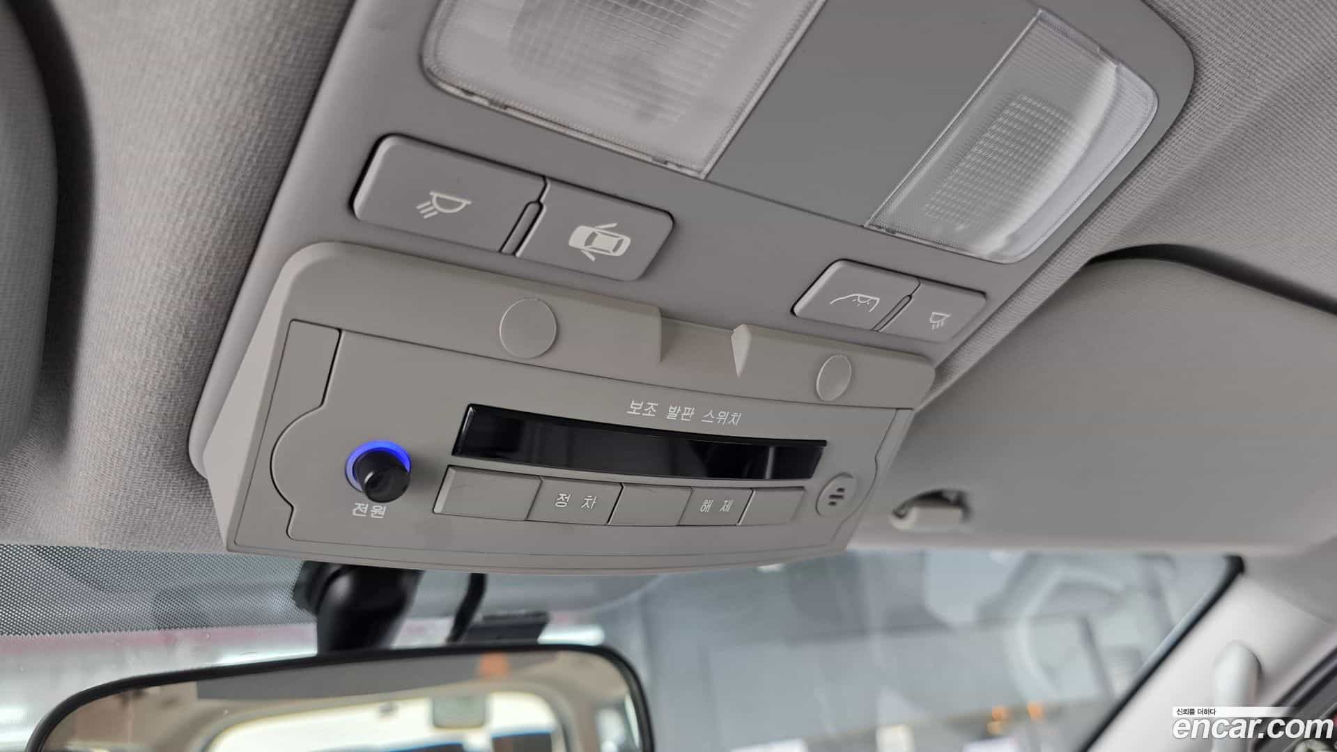 Starex Hyundai 2018.7-OPTION-043
