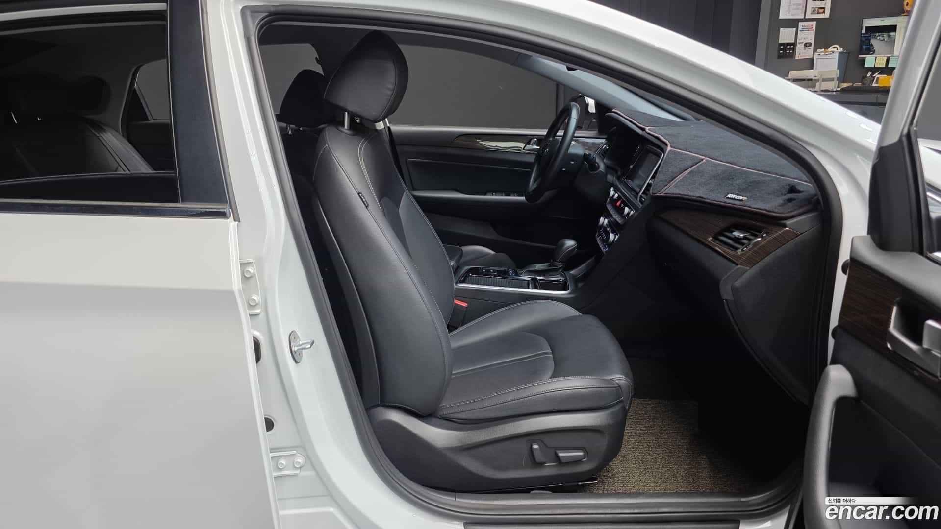 Sonata Hyundai 2019.0-OPTION-015