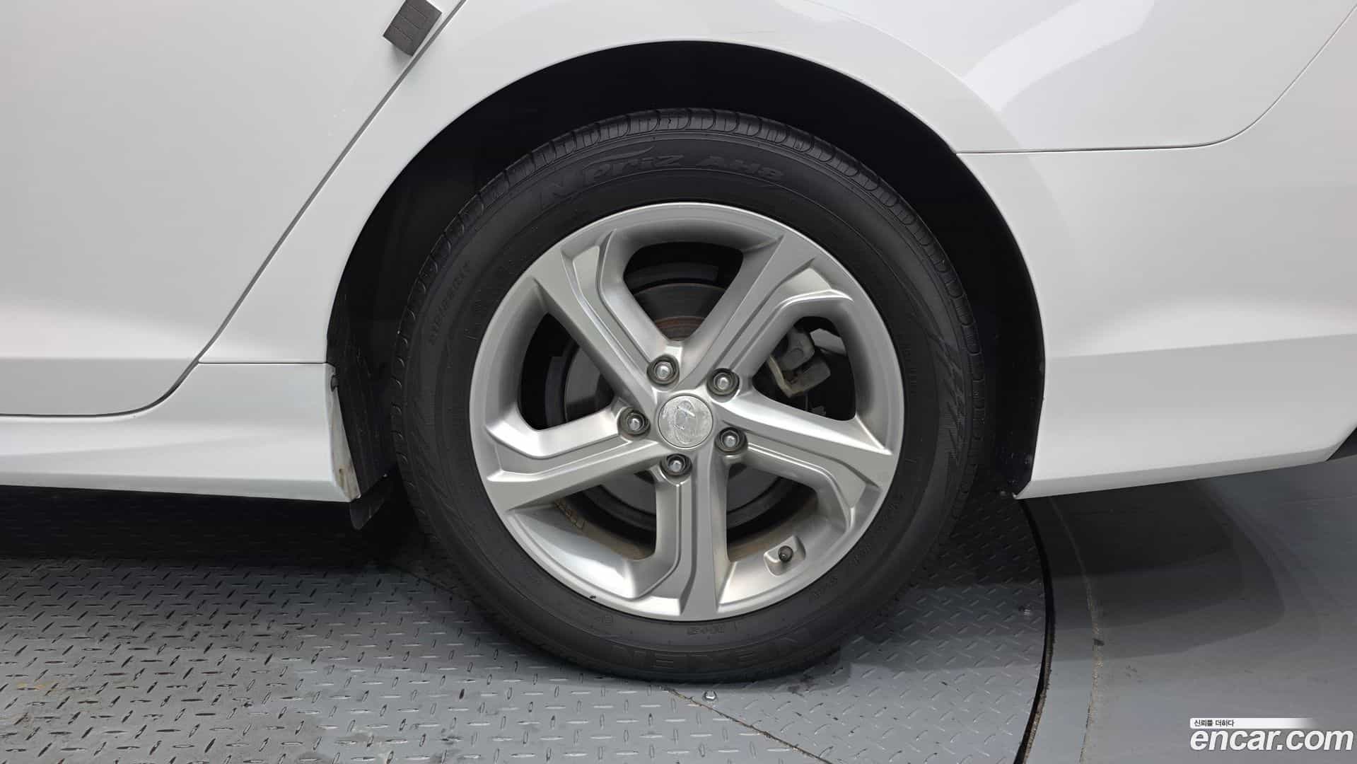 Sonata Hyundai 2019.0-OUTER-031