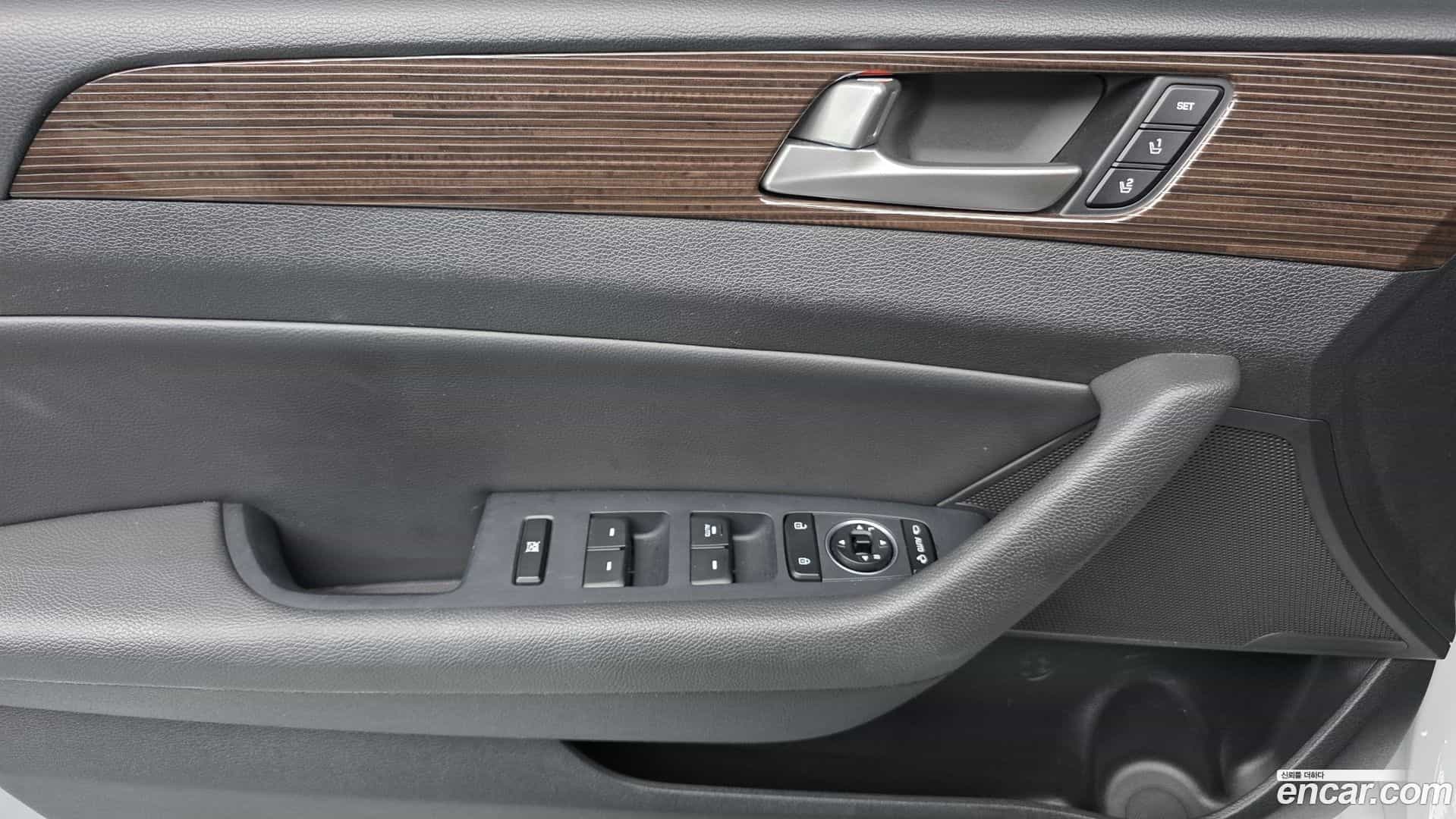 Sonata Hyundai 2019.0-INNER-034