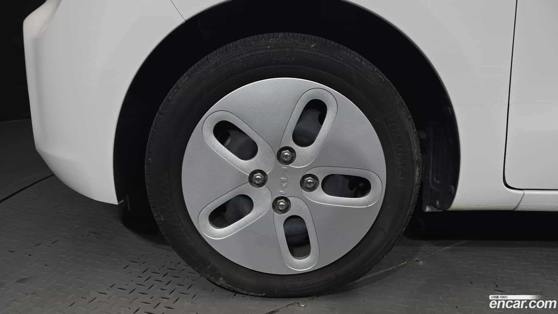 RAY Kia 2021.11-OUTER-005