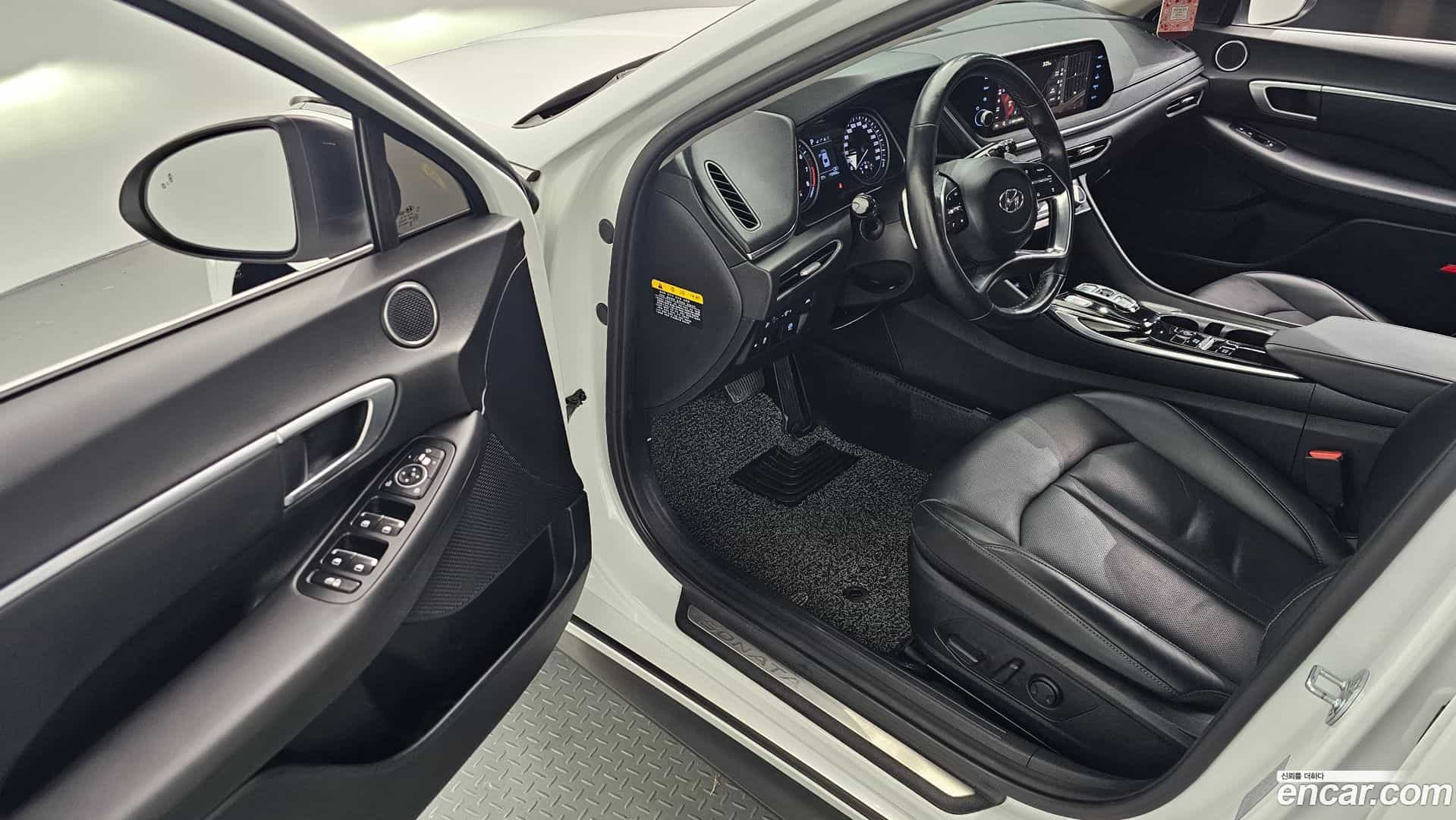 Sonata Hyundai 2019.5-INNER-010