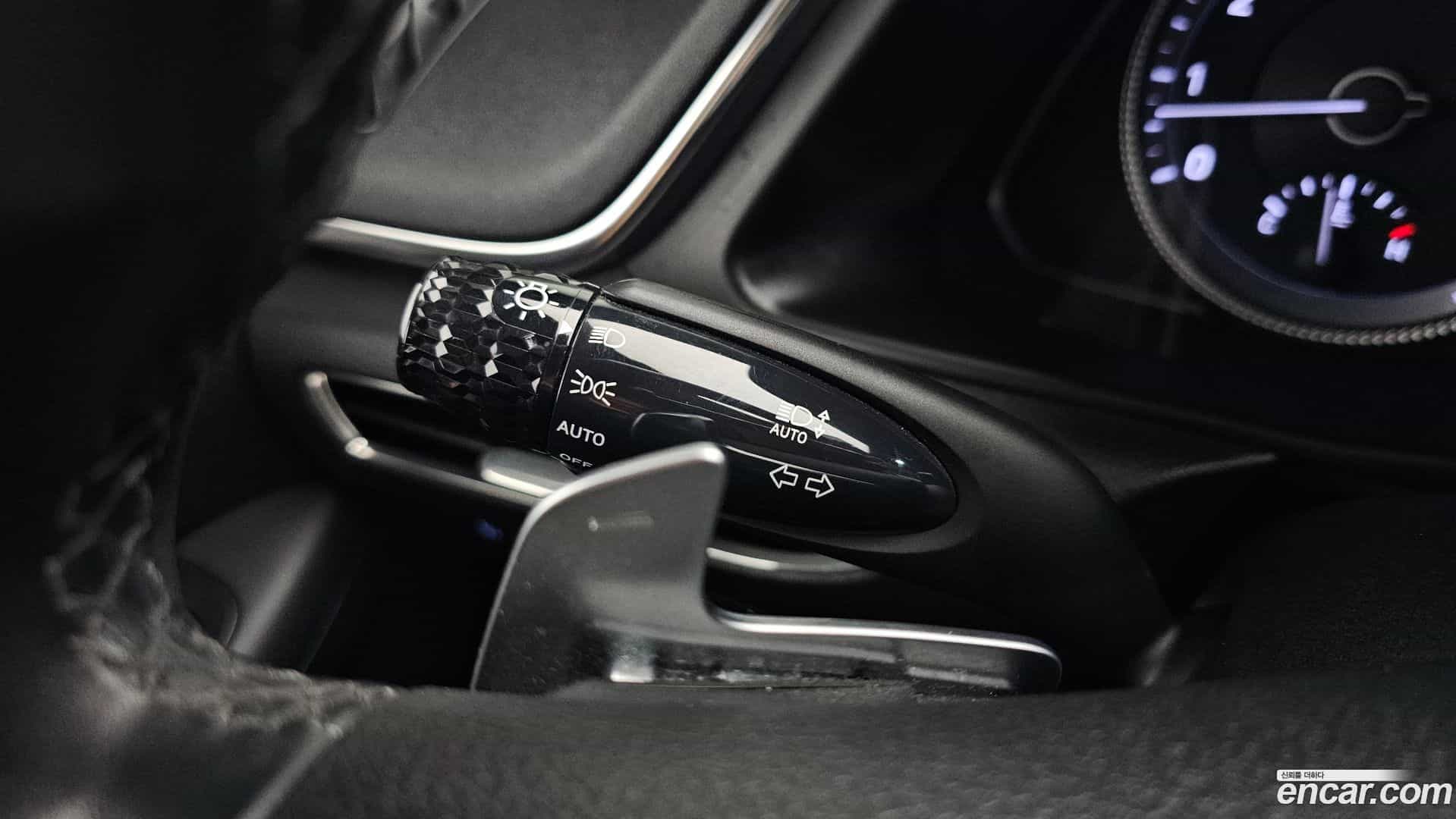 Sonata Hyundai 2019.5-OPTION-024