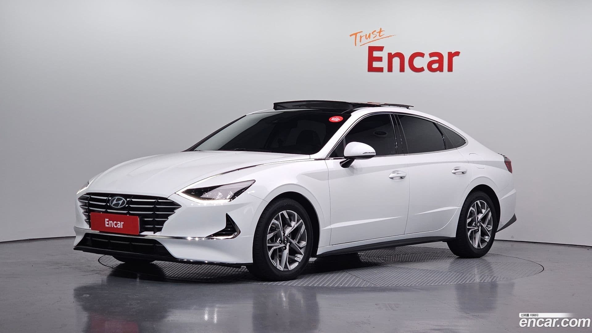 Main__Slider__Photo:Sonata Hyundai 2019.6-0