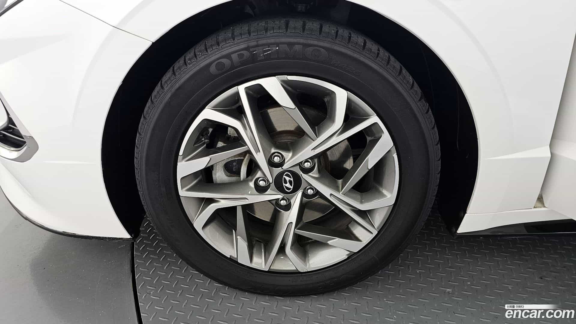 Sonata Hyundai 2019.6-OUTER-005