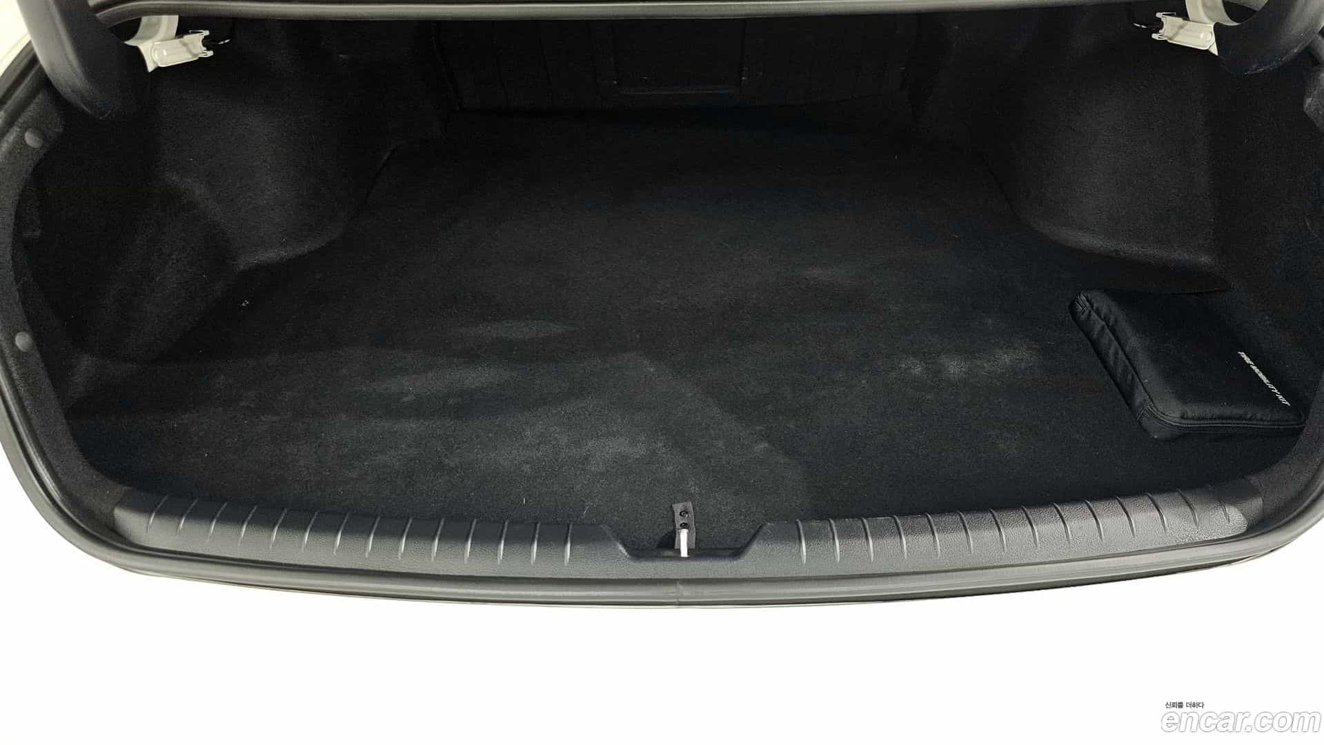 Sonata Hyundai 2019.6-OPTION-019