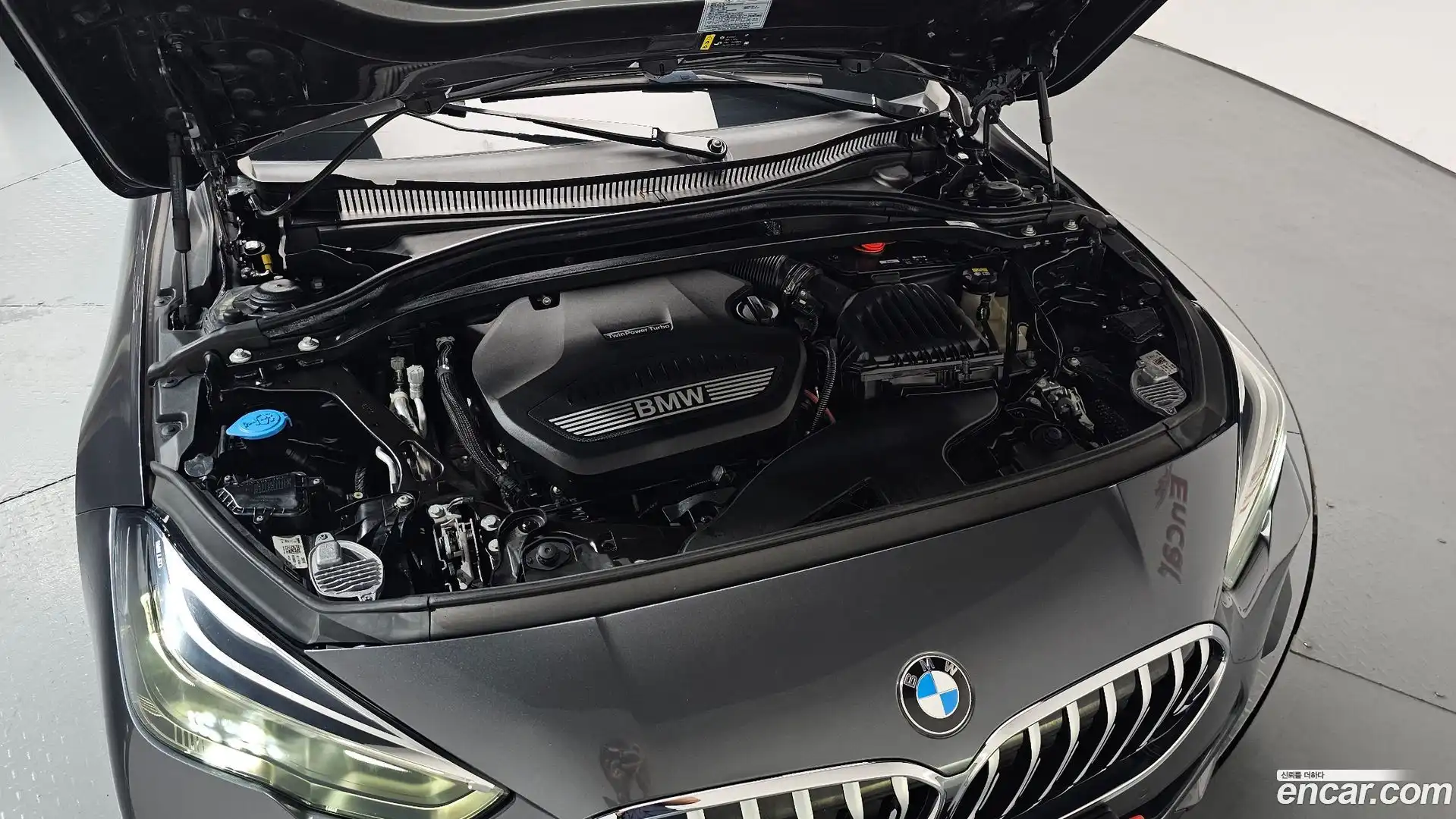 2-Series BMW 2021.2-OUTER-006