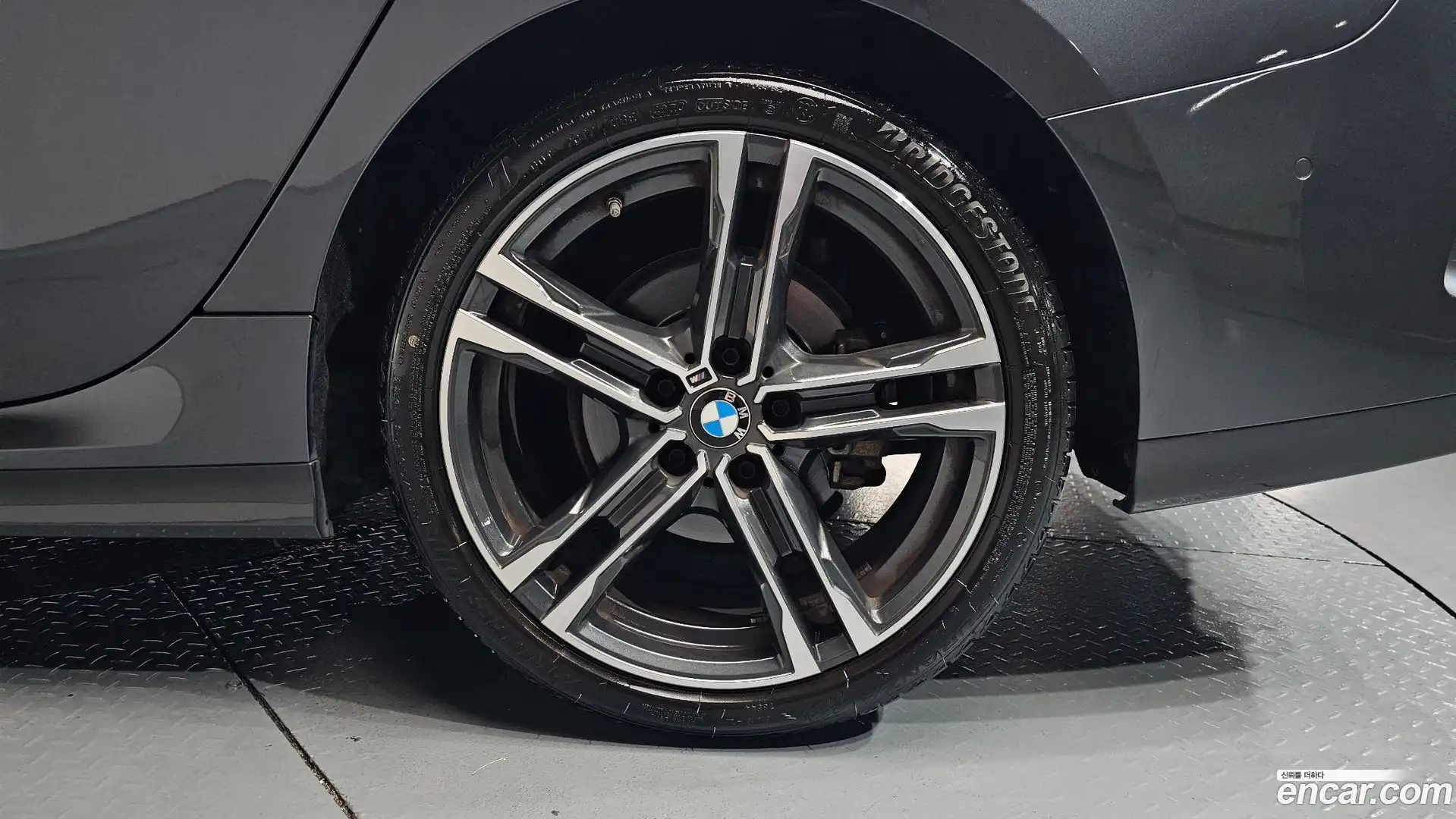 2-Series BMW 2021.2-OUTER-031