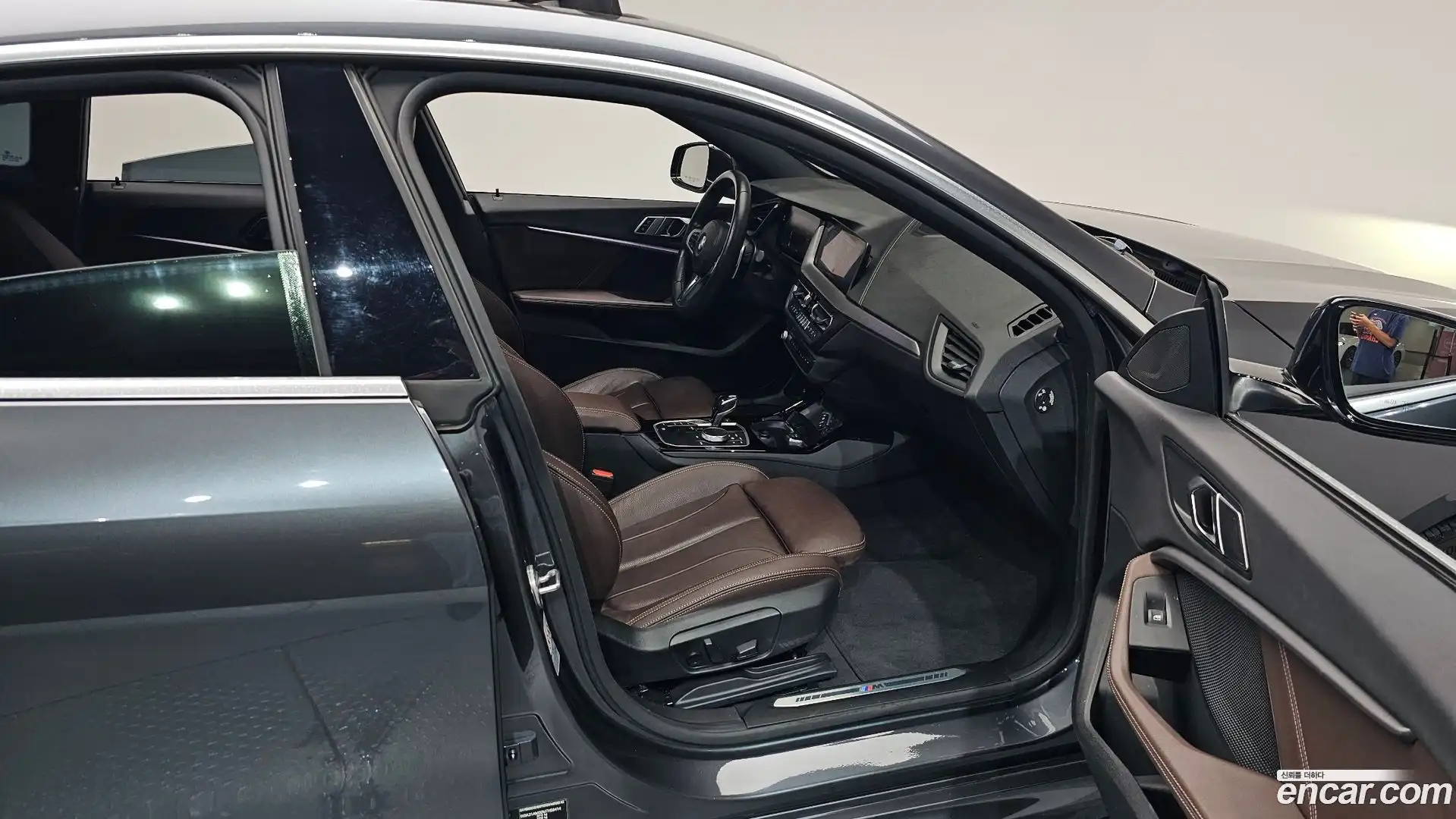 2-Series BMW 2021.2-INNER-036